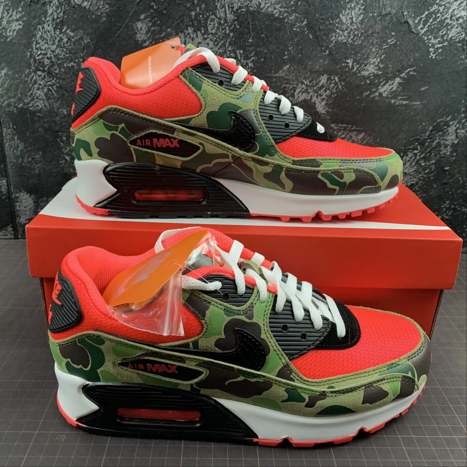 Air Max 90 Reverse Duck Camo Infrared Dark Sage Baroque Brown CW6024-600 heel - support - mechanism shoes