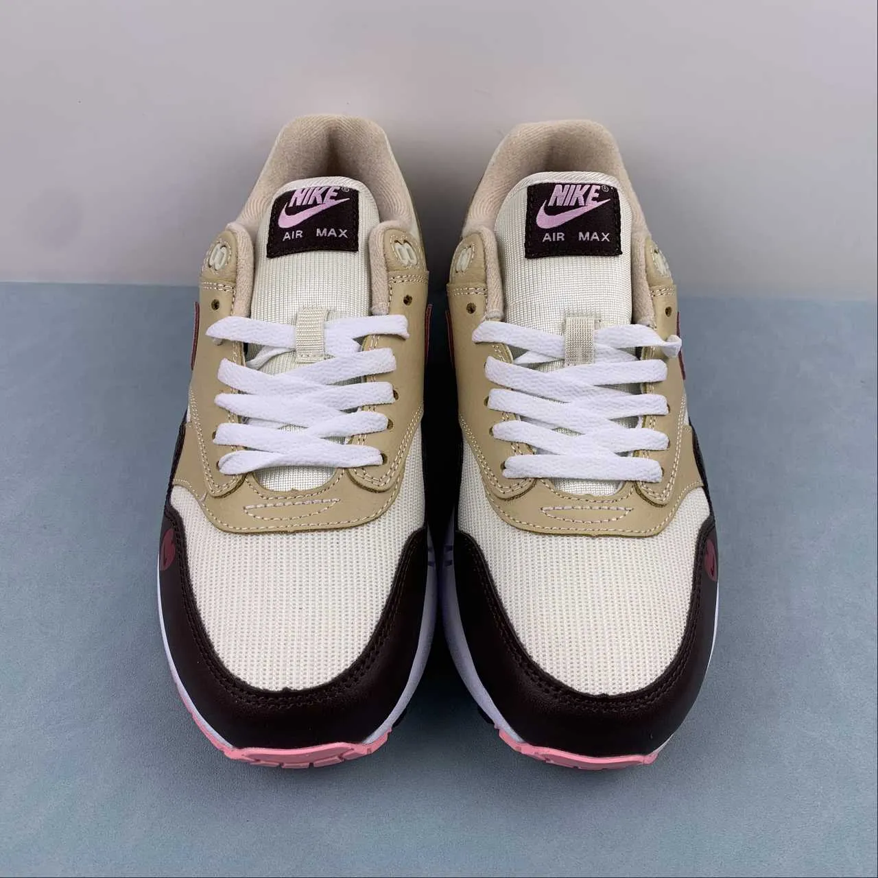 StretchMesh Lifting Support Air Max 1 Valentines Day Sail Light Soft Pink Coconut Milk Varsity Red FZ4346-200