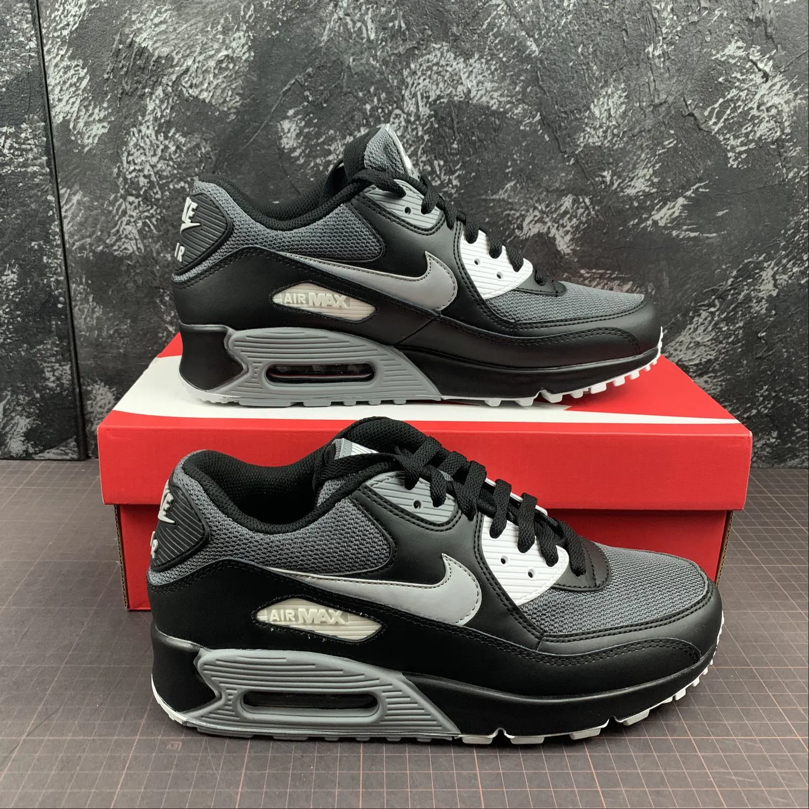 running in new tracks shoes quiet - operation shoes Air Max 90 Essential Black Wolf Grey-Dark Grey AJ1285-003