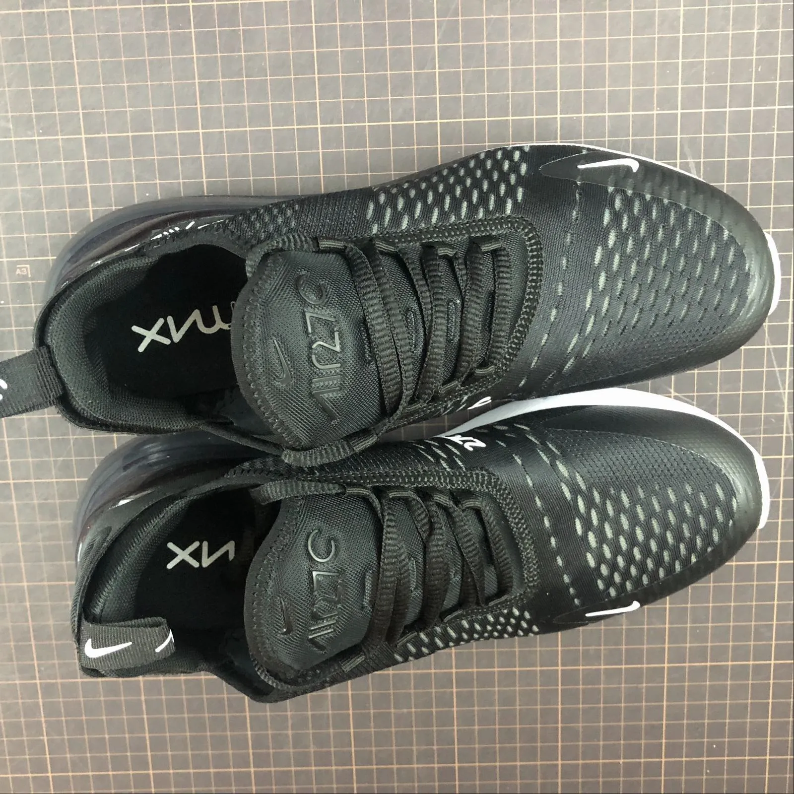 Air Max 270 Black Coal Black White Sun Red AH8050-002 Lace-up