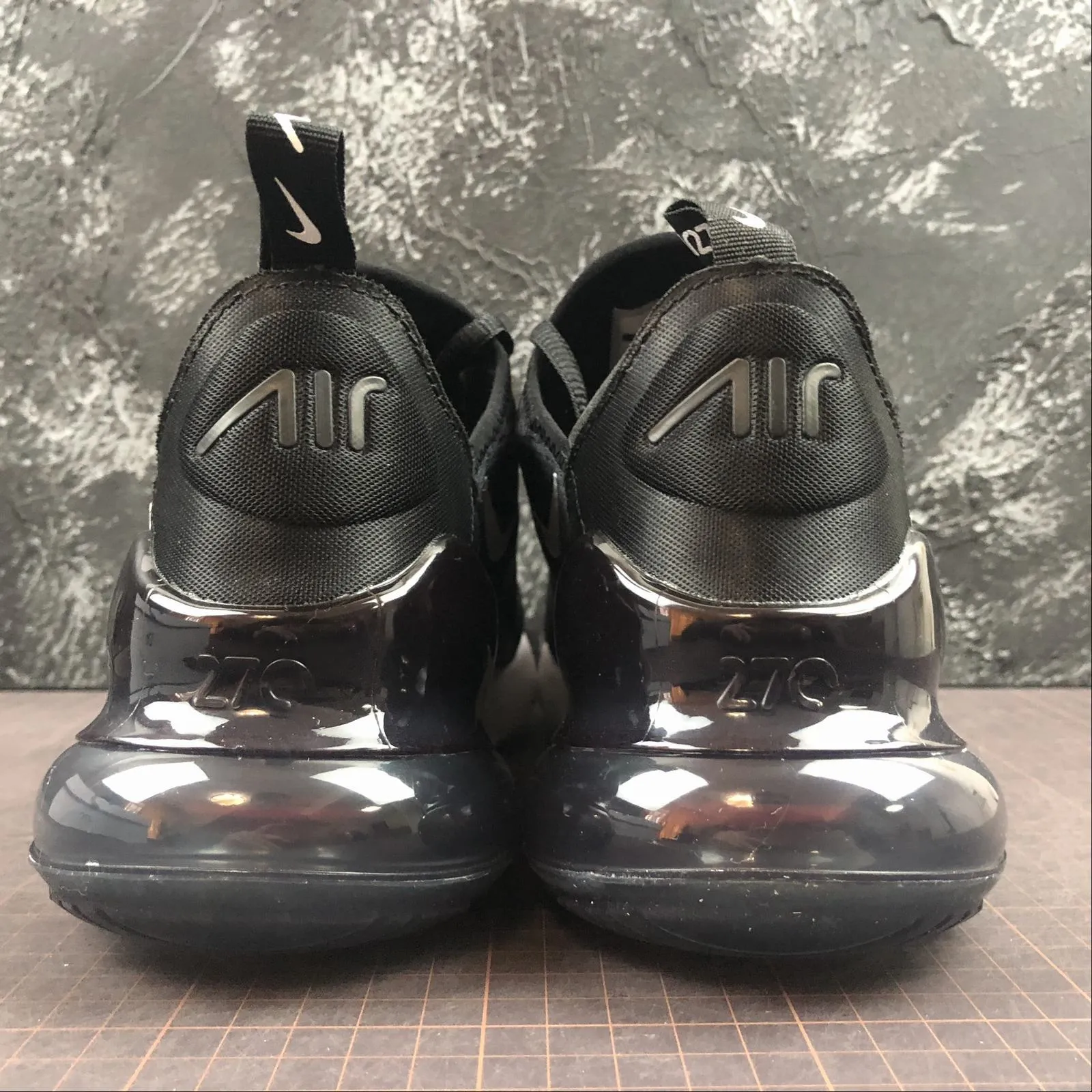 Air Max 270 Black Coal Black White Sun Red AH8050-002 high - end - performance shoes