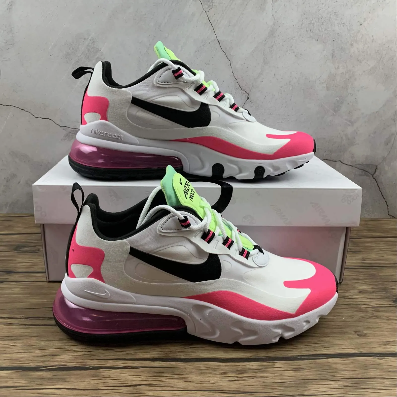 Air Max 270 React Black White Hyper Pink CJ0619-101 ankle sock