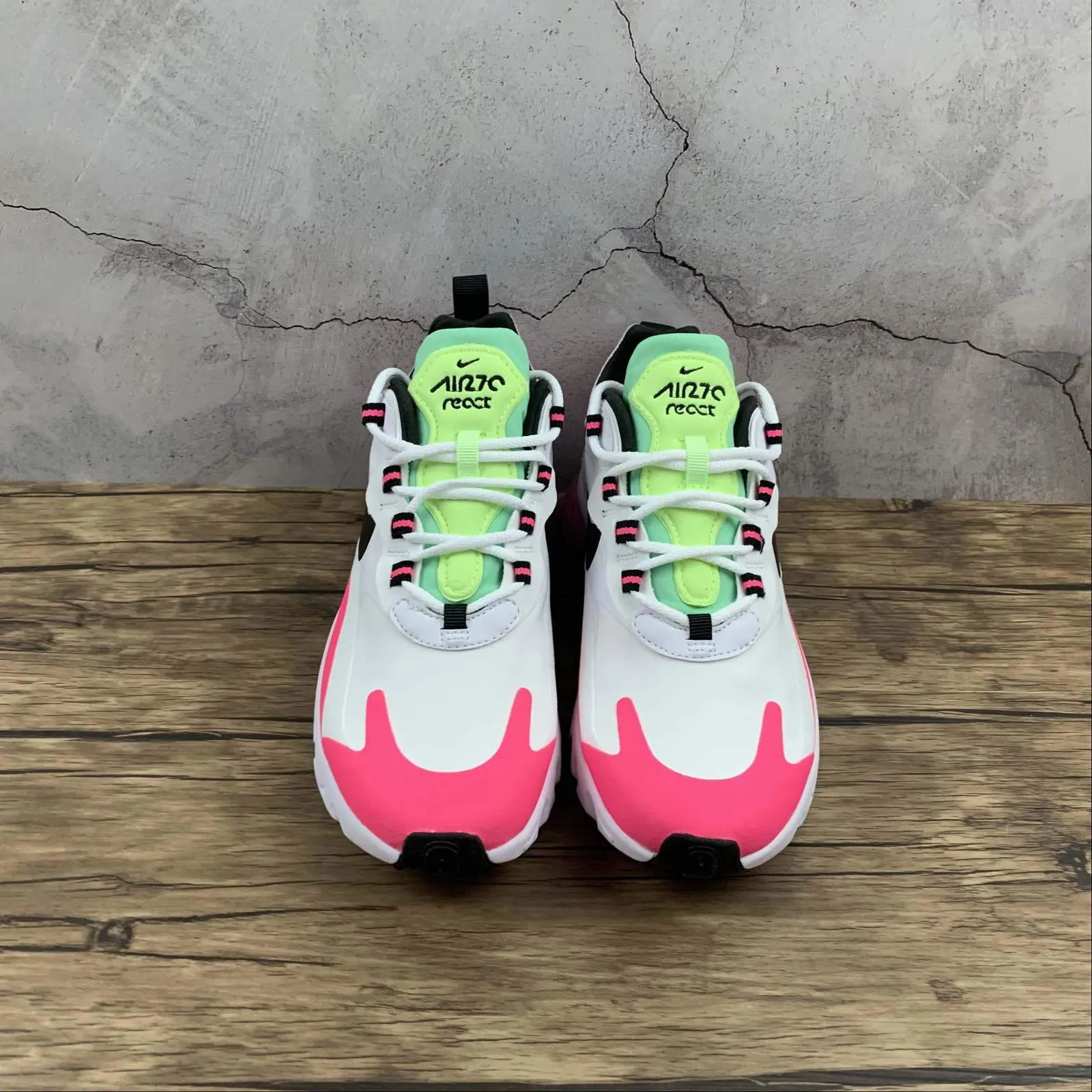 no - name shoes Air Max 270 React Black White Hyper Pink CJ0619-101