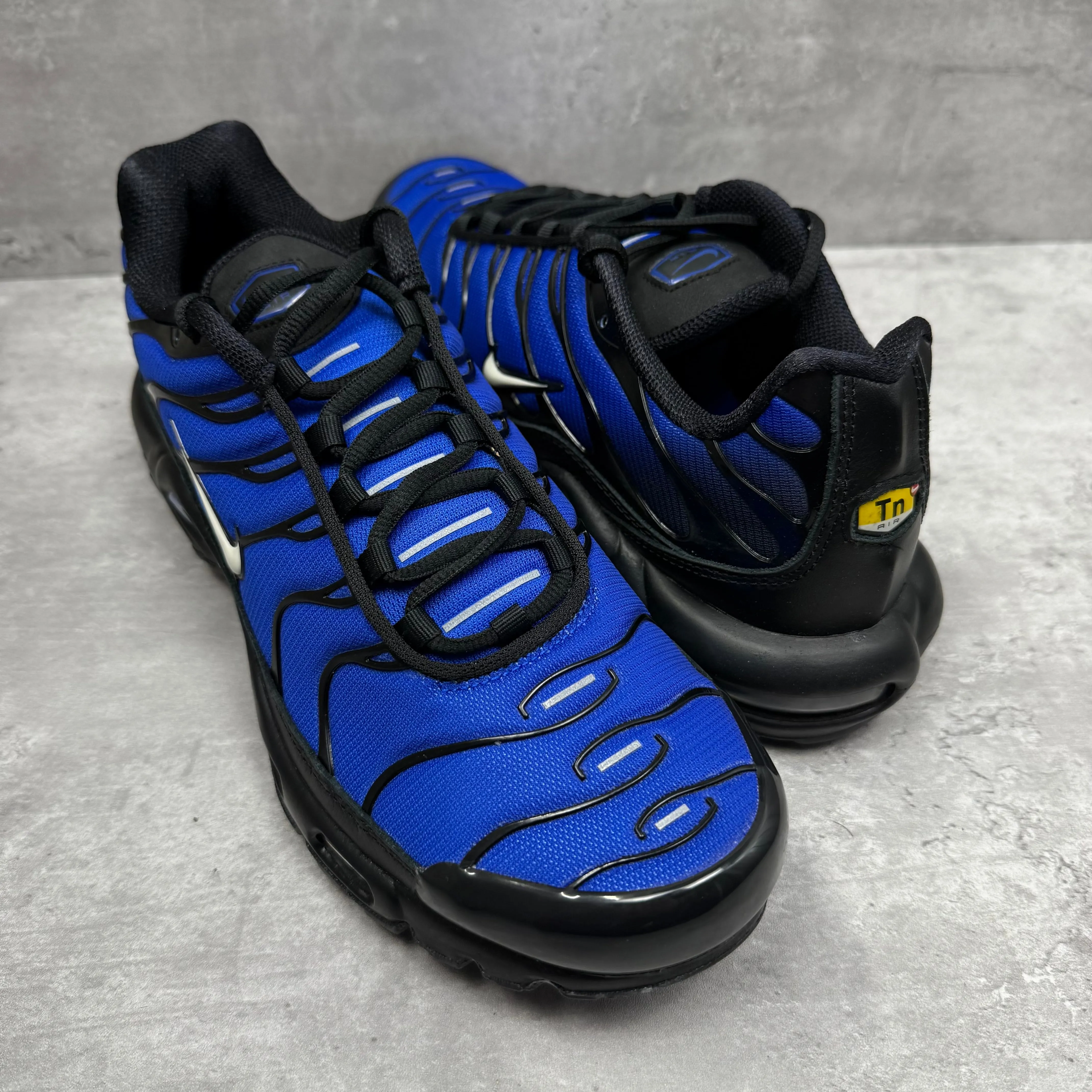 Motion Boost Nike Airmax Plus TN Racer Blue