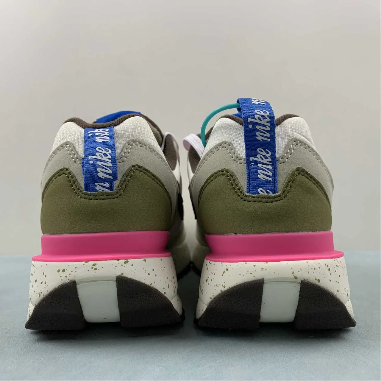 wide - toe - box Minimalist Design Air Max Dawn Phantom Eapth-Phantom FN3438-020