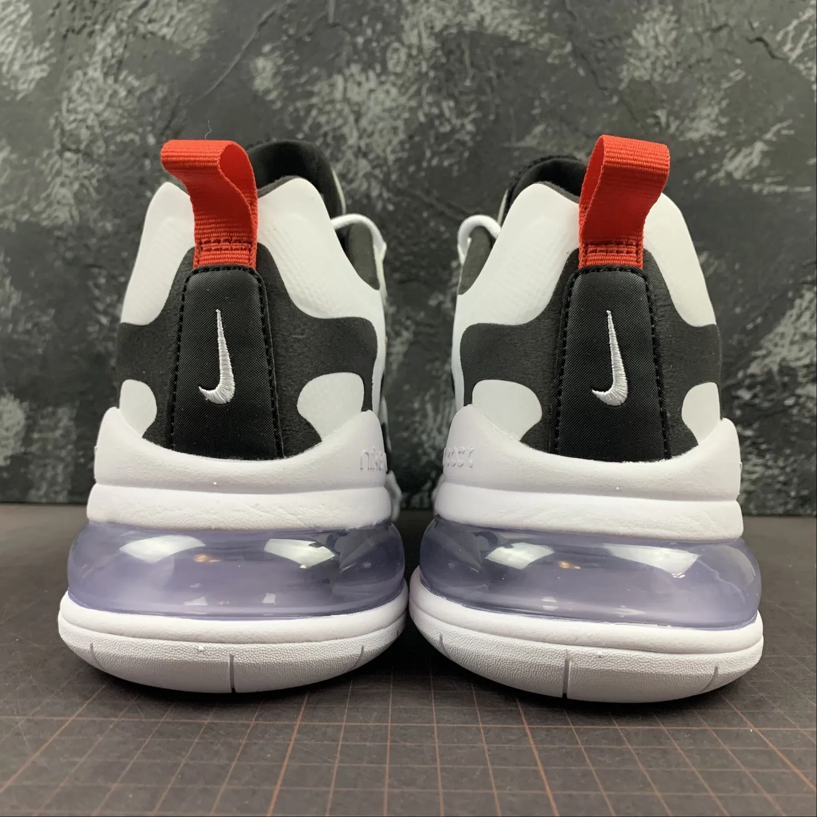 carbon - fiber shoes Air Max 270 React Vast Grey Metallic Gold-Black CT3433-001