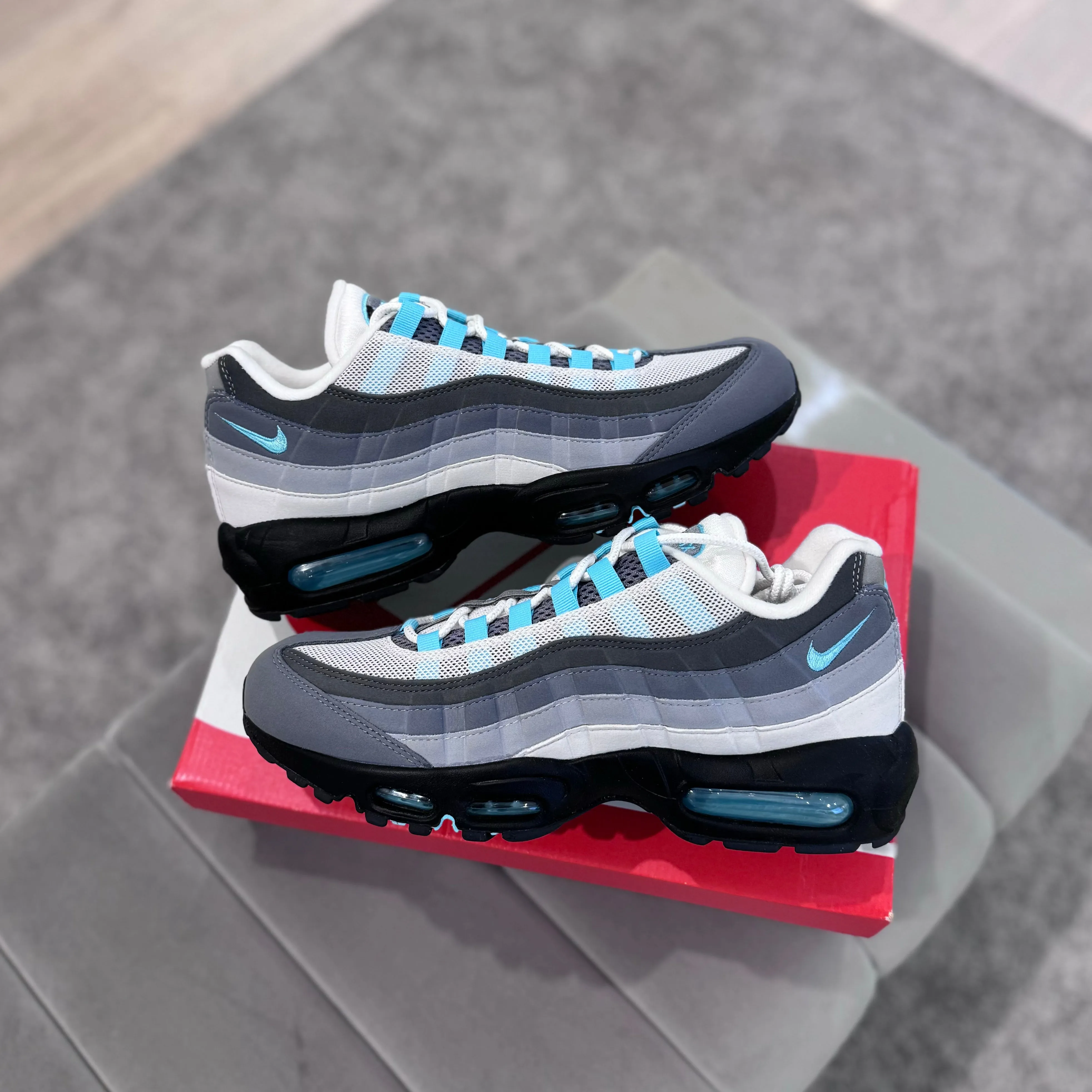 NIKE AIR MAX 95 'TURQUOISE respiratory health matte running option