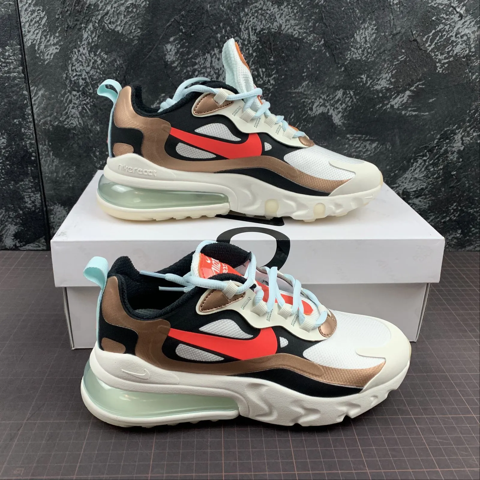 waterproof wind - resistant running shoes Air Max 270 React Sail Black-Mtlc Red Bronze CT3428-100