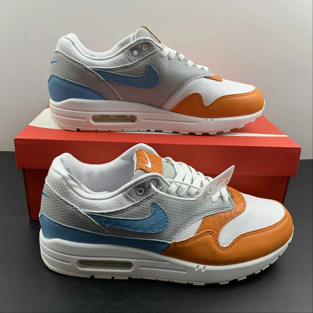 Air Max 1 Black White Blue CT1623-001 traction - grip shoes nylon - feature shoes