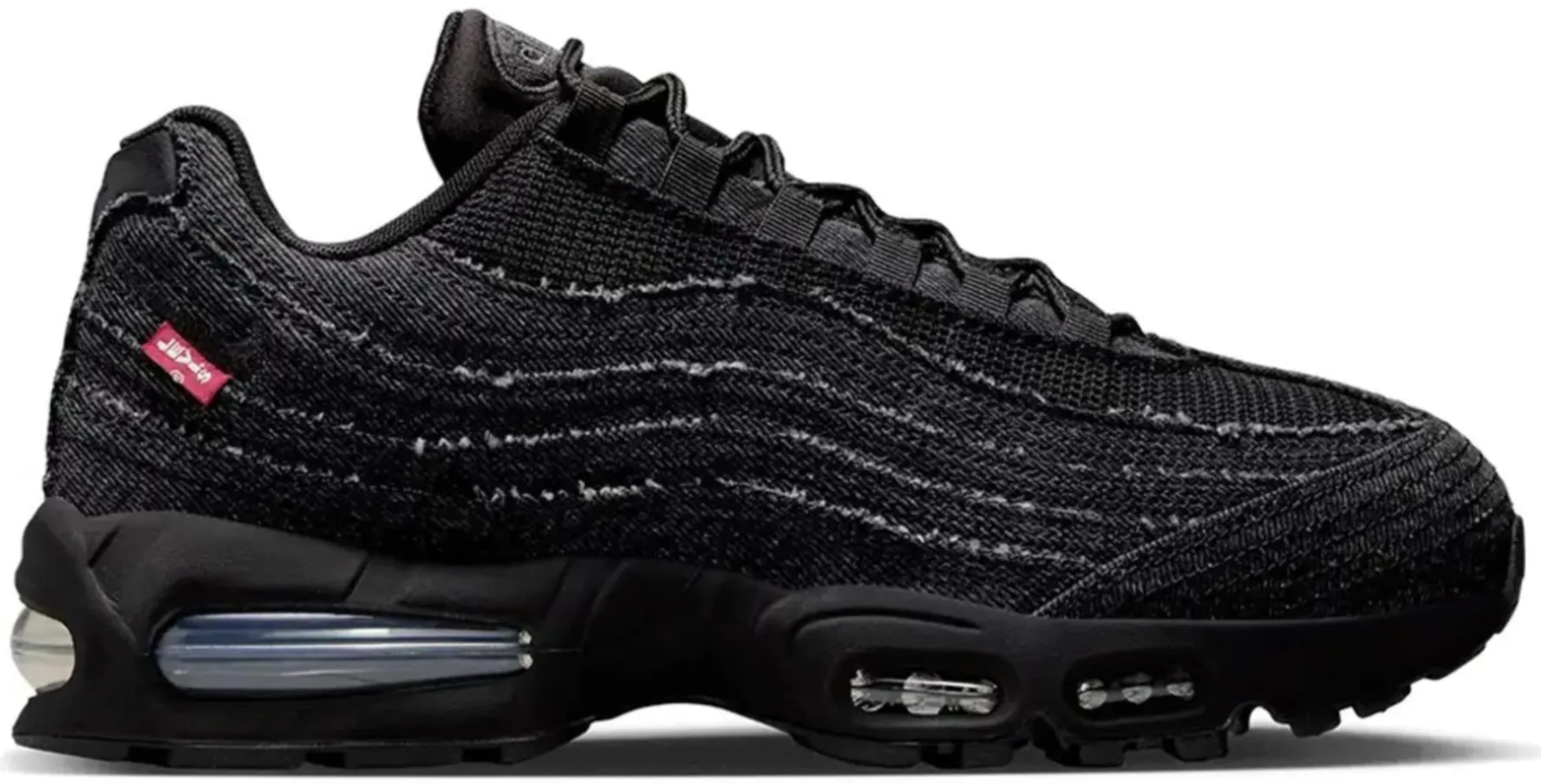 running in a dune area shoes NIKE AIR MAX 95 X LEVIS BLACK