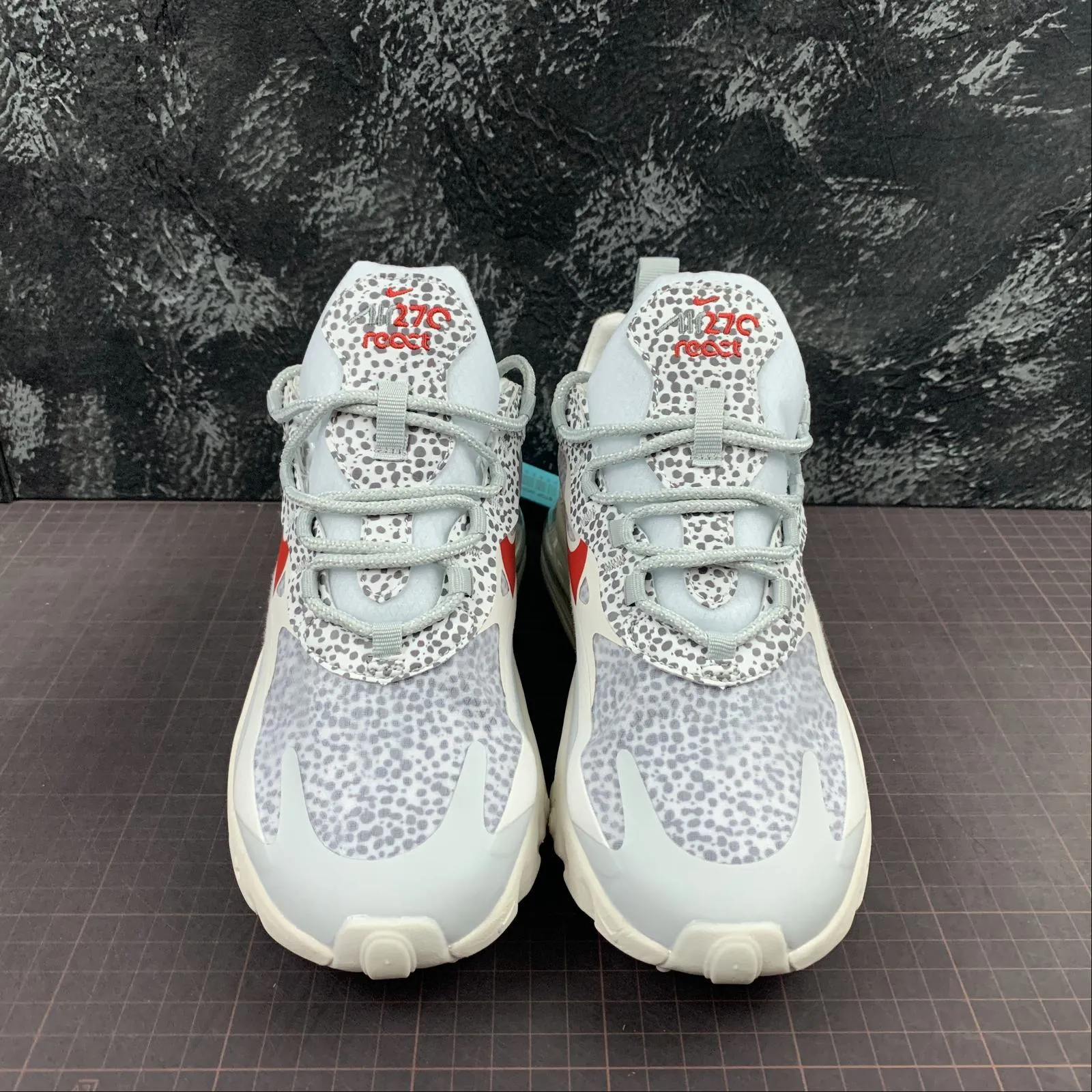 Air Max 270 React Leopard Print CT2535-001 unparalleled - running knitted upper running shoes
