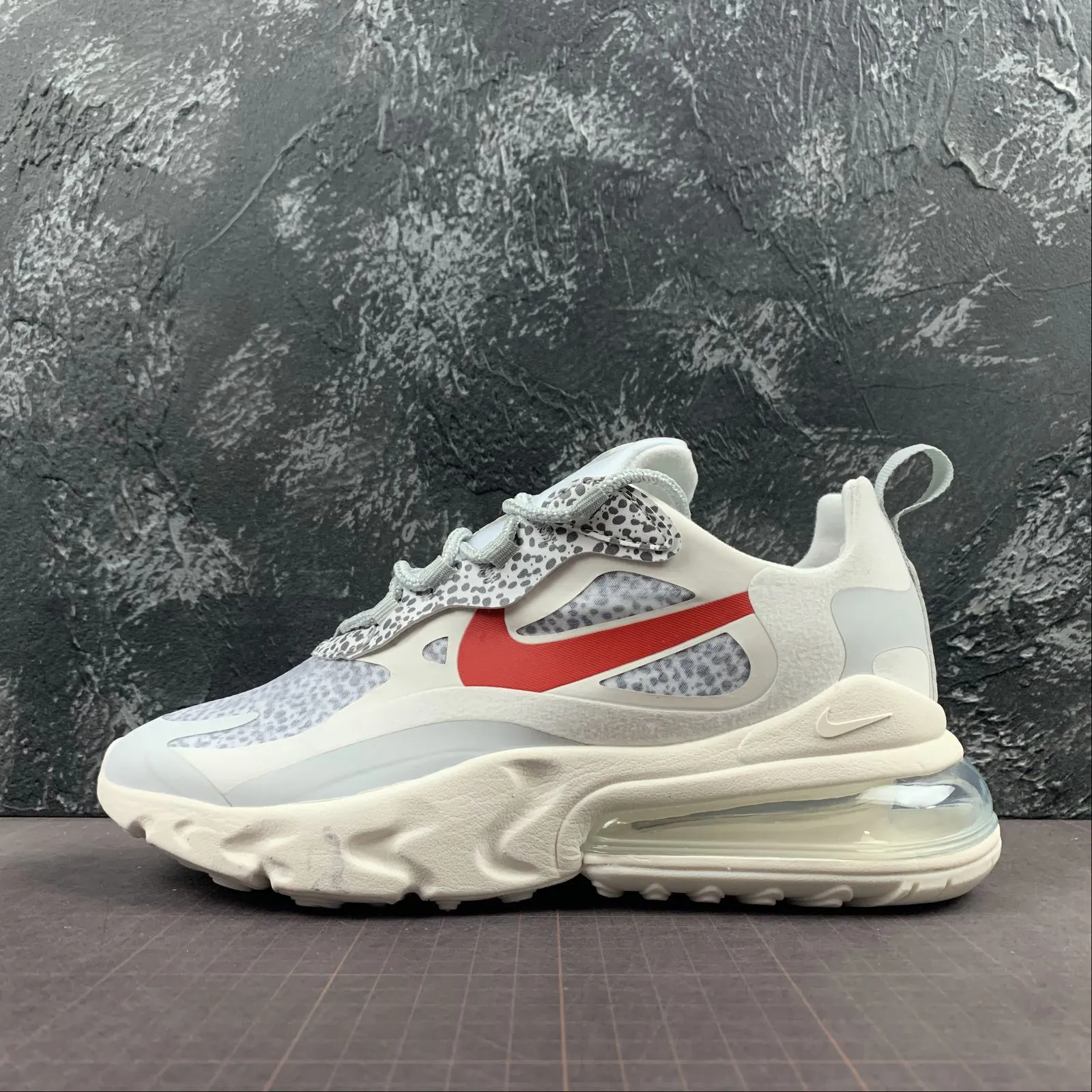 Air Max 270 React Leopard Print CT2535-001 Long Lasting
