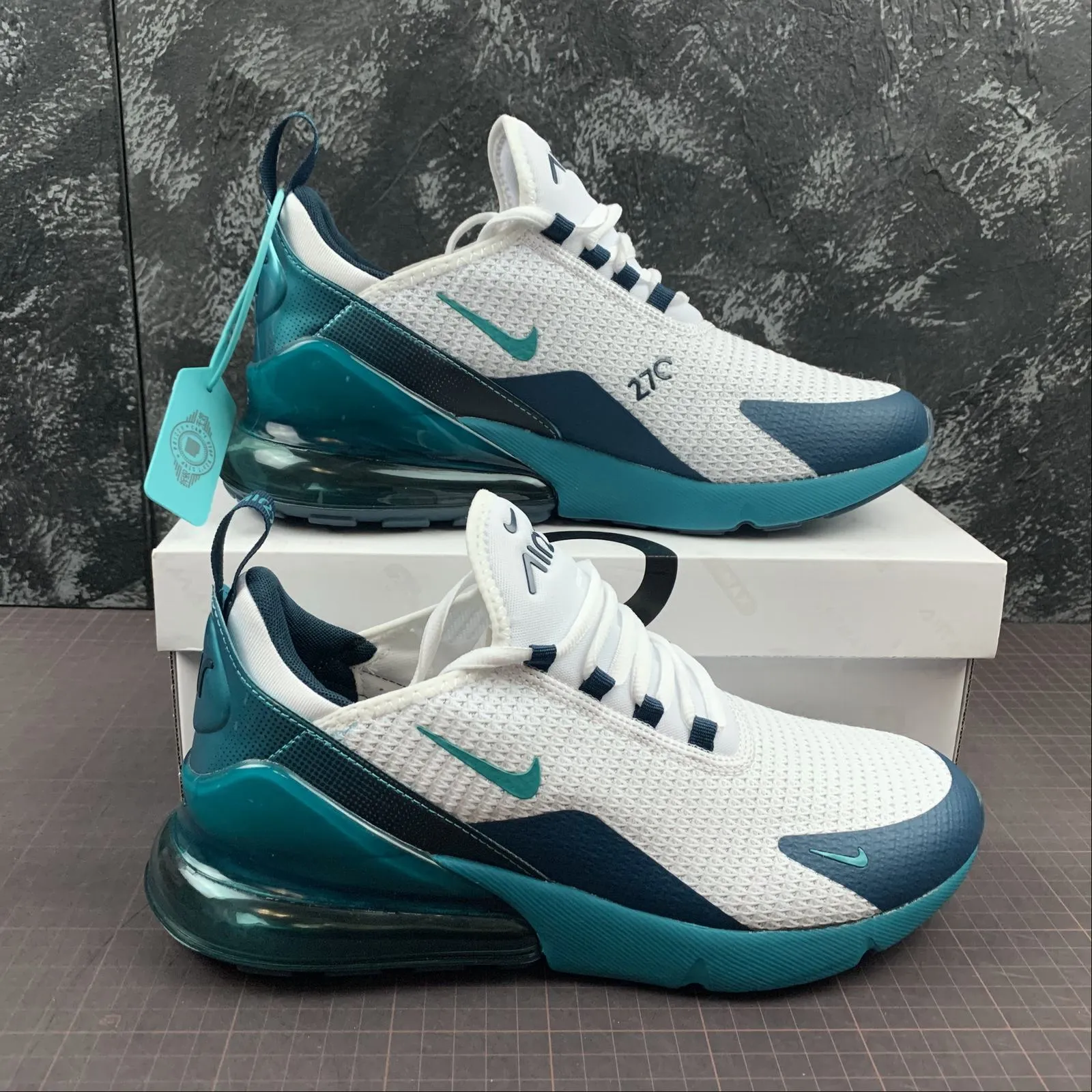Foot Muscle Air Max 270 SE White Spirit Nightshade AQ9164-102
