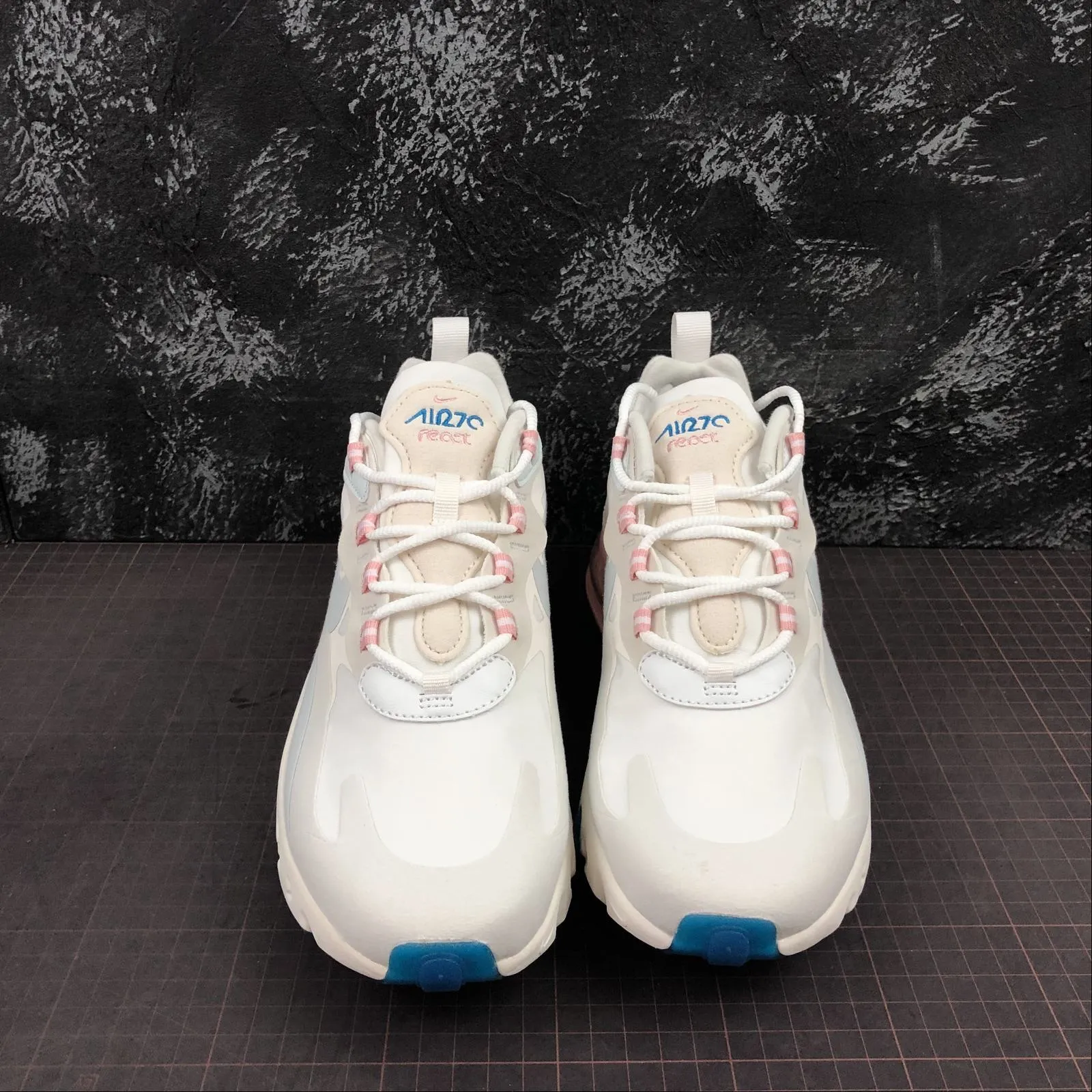 Air Max 270 React Summit White Ghost Aqua AO4971-100 beginner runner shoes
