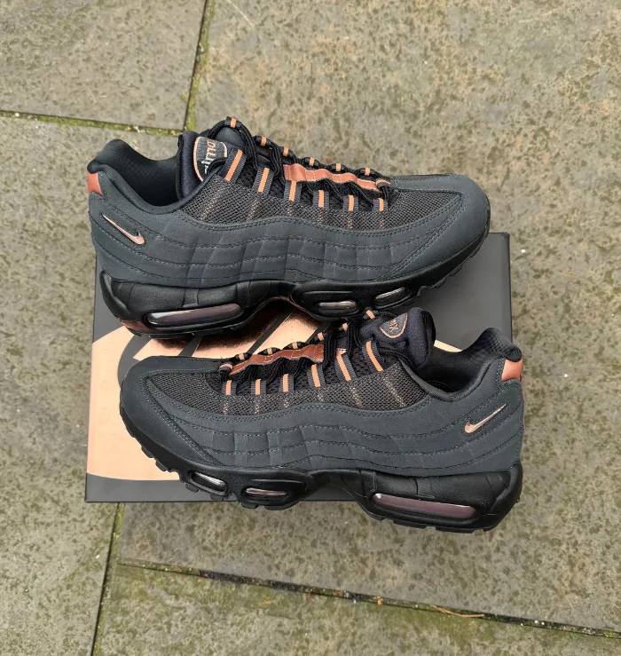 Central Cee x Nike Air Max 95 Live Yours low - profile sole