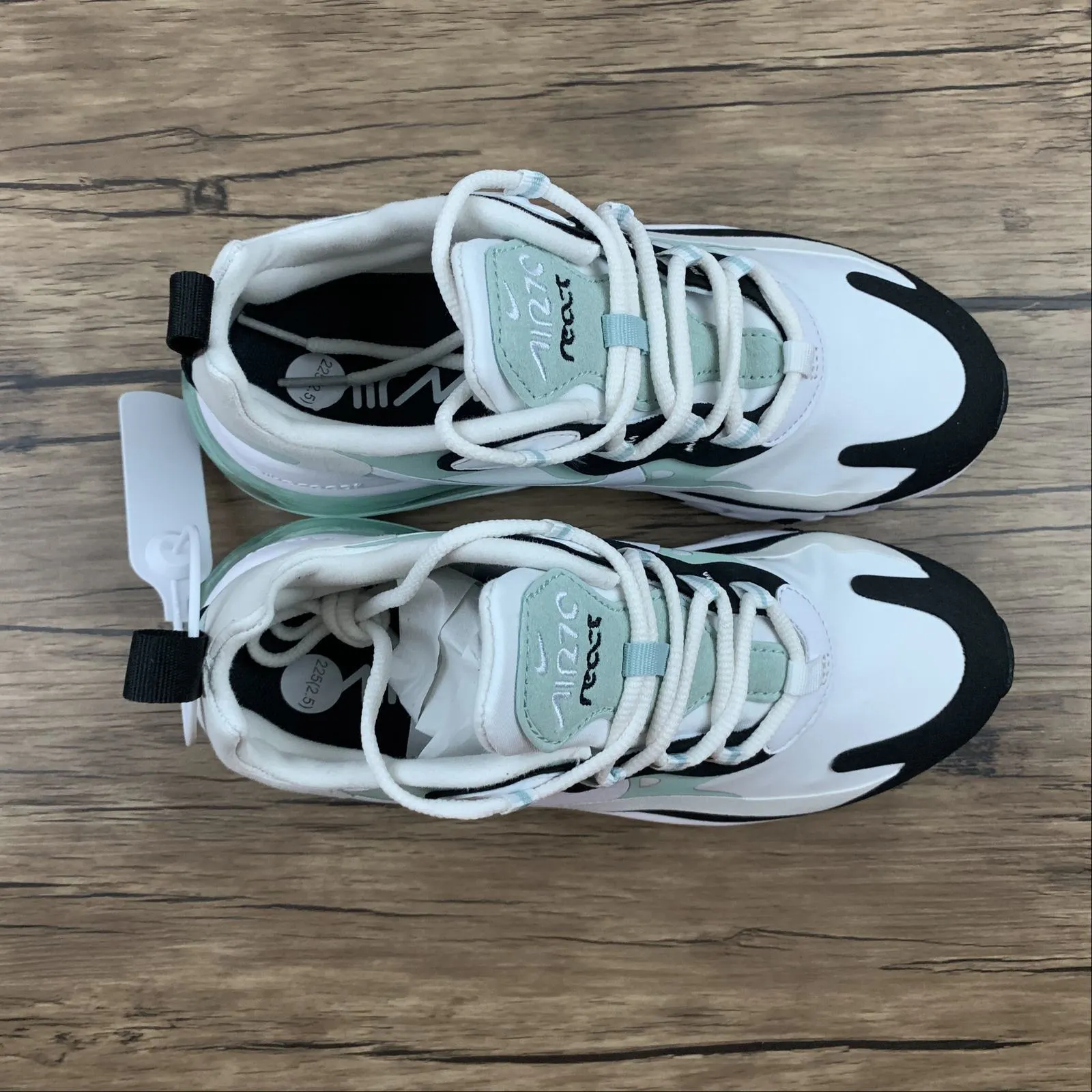 fall running footwear Air Max 270 React White Black-Light Green CI3899-001