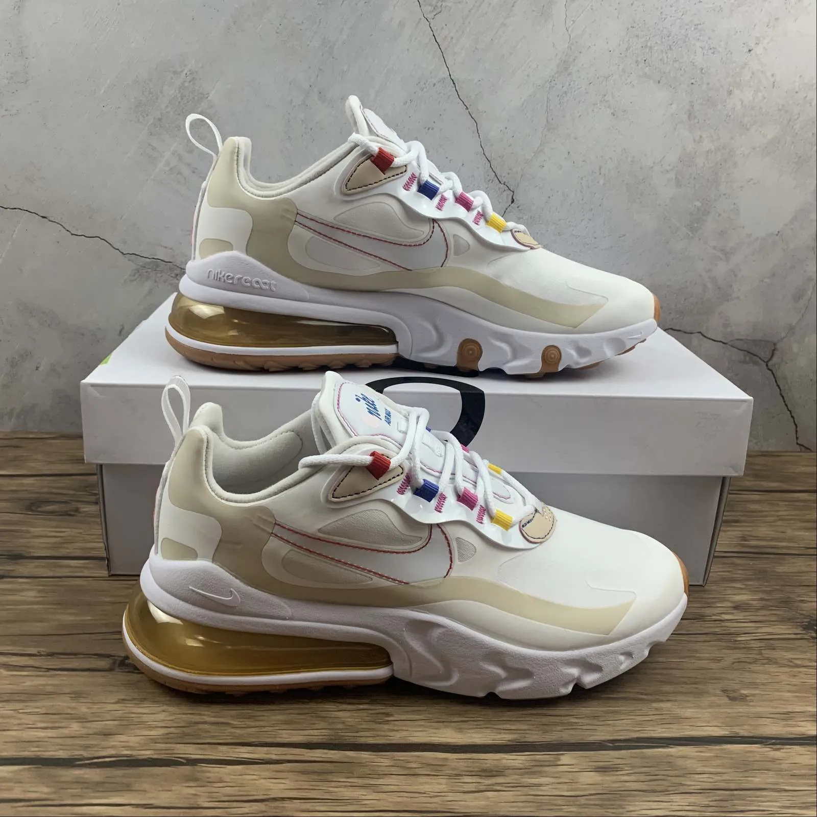 running in new tracks shoes Air Max 270 React Pale Ivory Pale Vanilla CQ0208-101