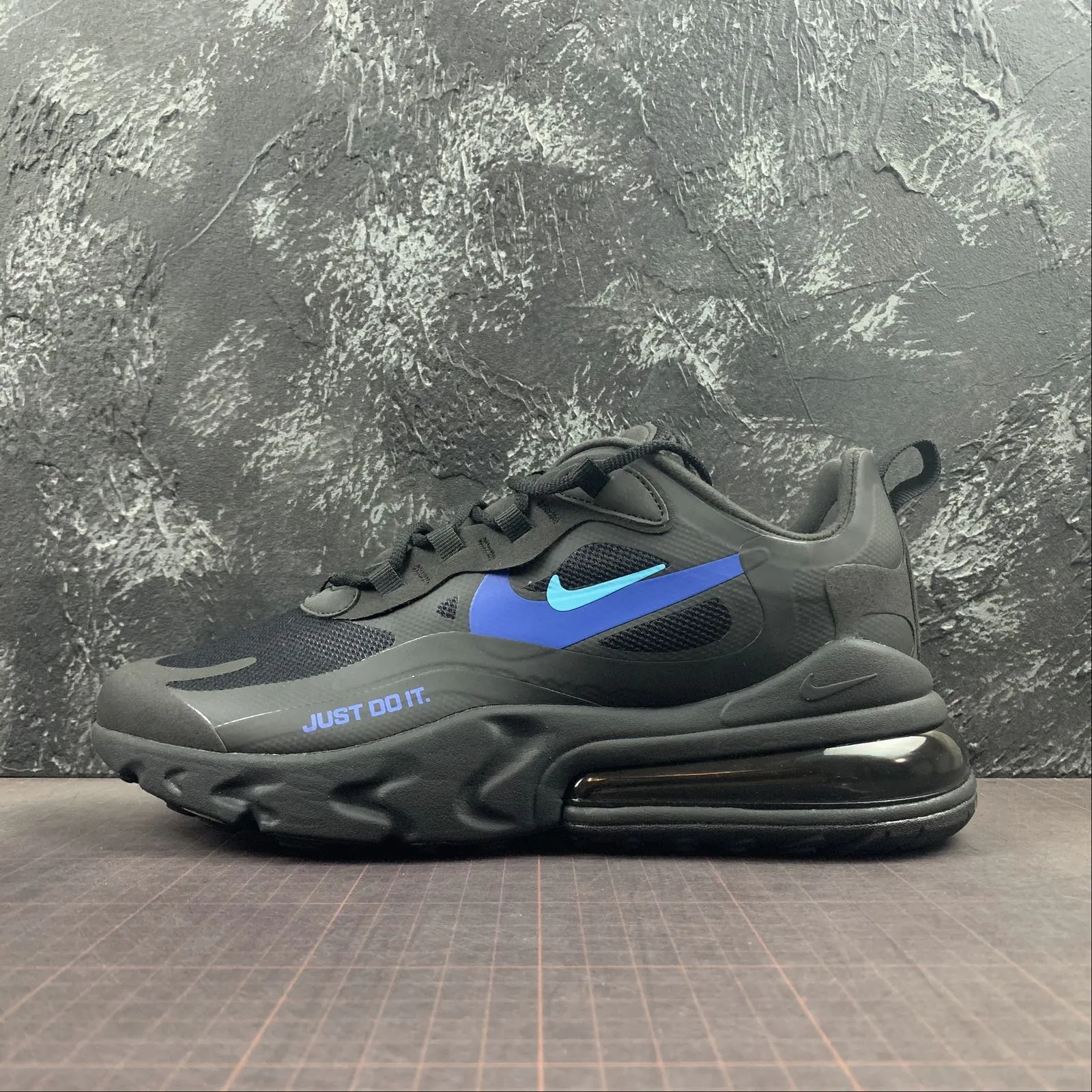 Air Max 270 React Black Blue Hero-Hyper Royal CT2203-001 late evening running