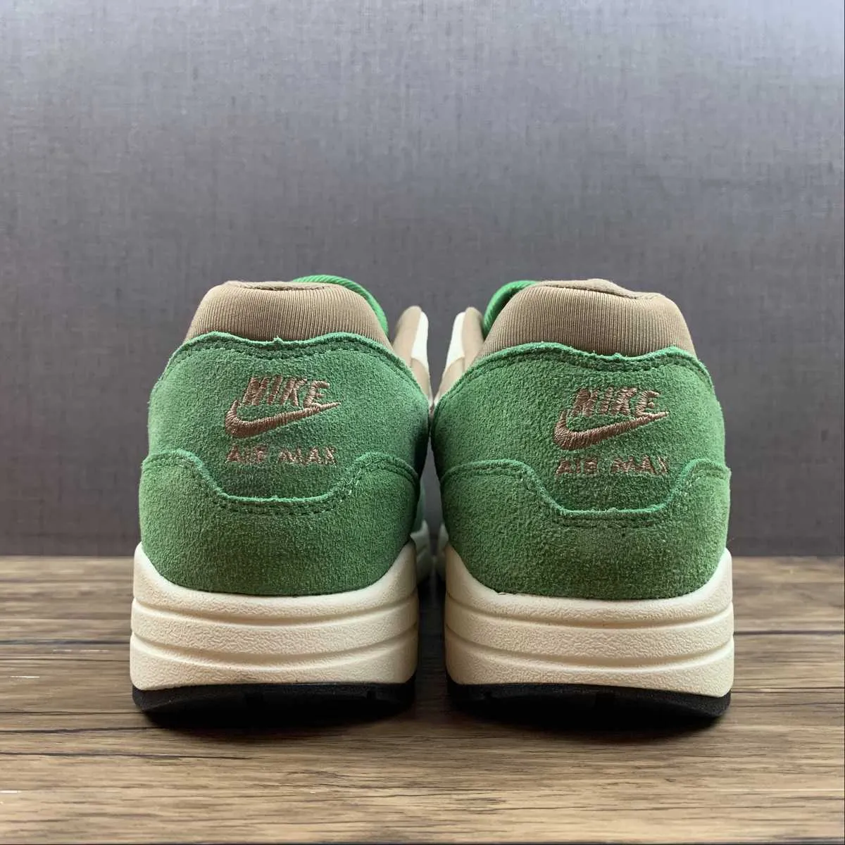 Air Max 1 SH Treeline Light Bordeaux Dark Driftwood DR9773-300 zipper - closure running shoes