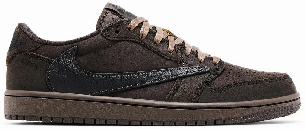 Group - running Nike Jordan 1 Low x Travis Scott Velvet Brown