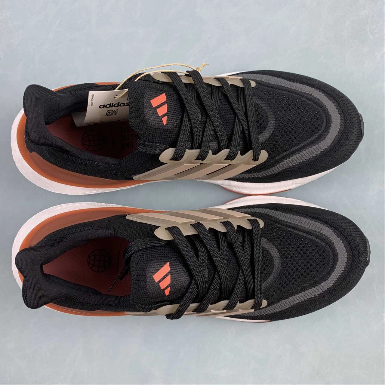 running in a floating bridge area shoes low - cut UltraBoost Light Core Black Wonder Taupe Grey Six HQ6344