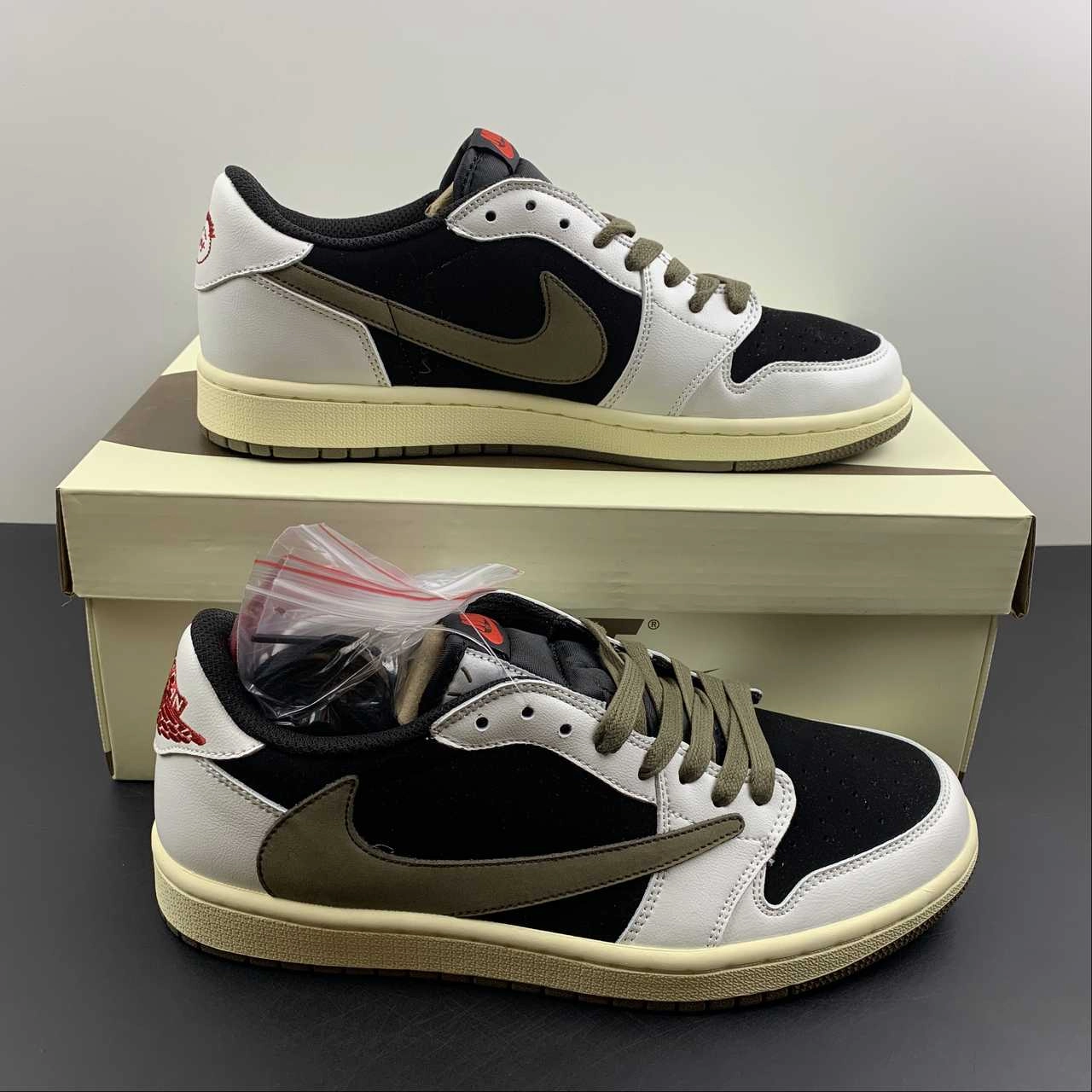 Air Jordan 1 Retro Low OG SP ??Travis Scott?? Brown Barb CQ4277-990 Recycled Synthetic Upper