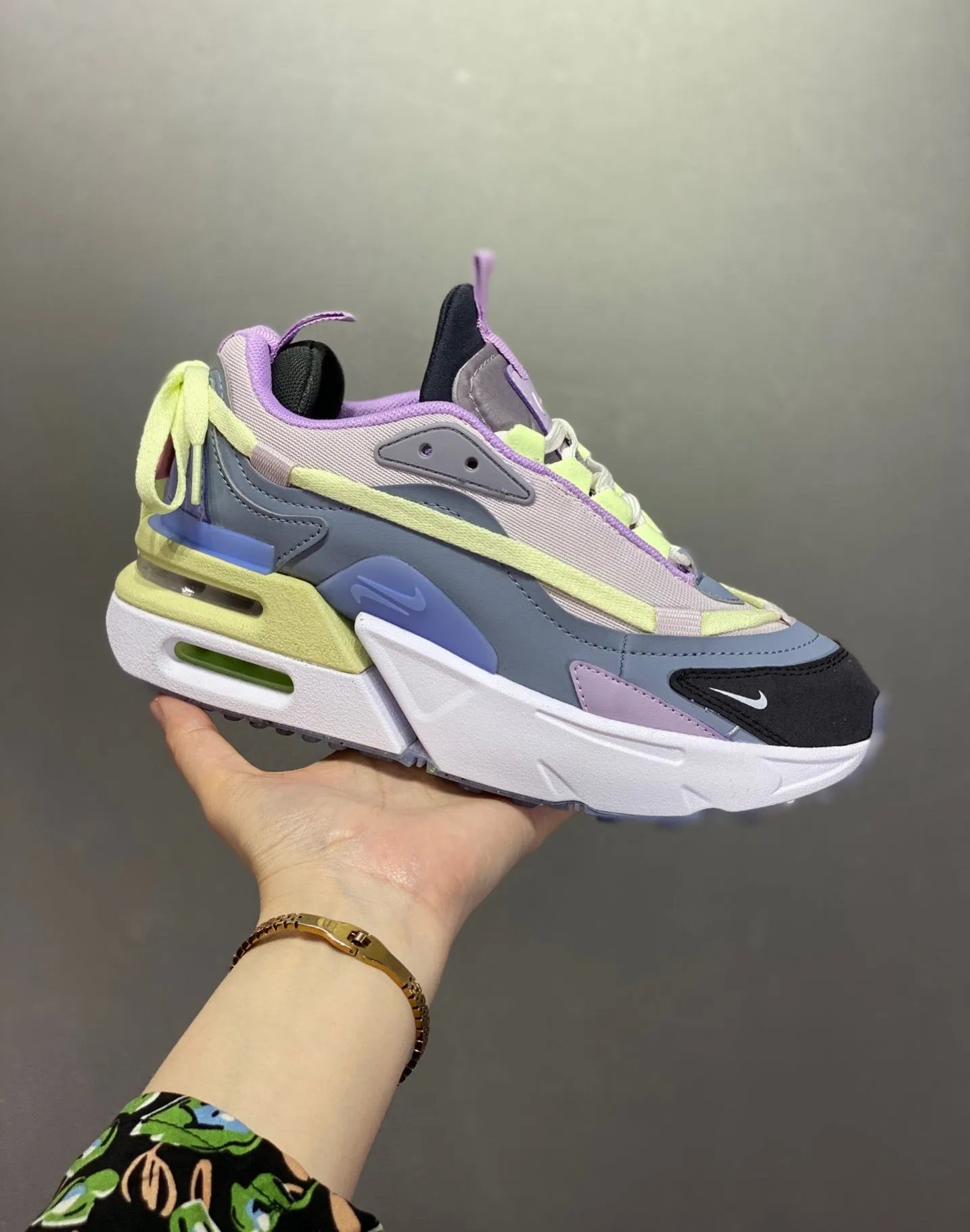 Air Max Furyosa Ashen Slate Summit White Venice CZ4149-400 running in a meadow shoes running in hard tracks shoes