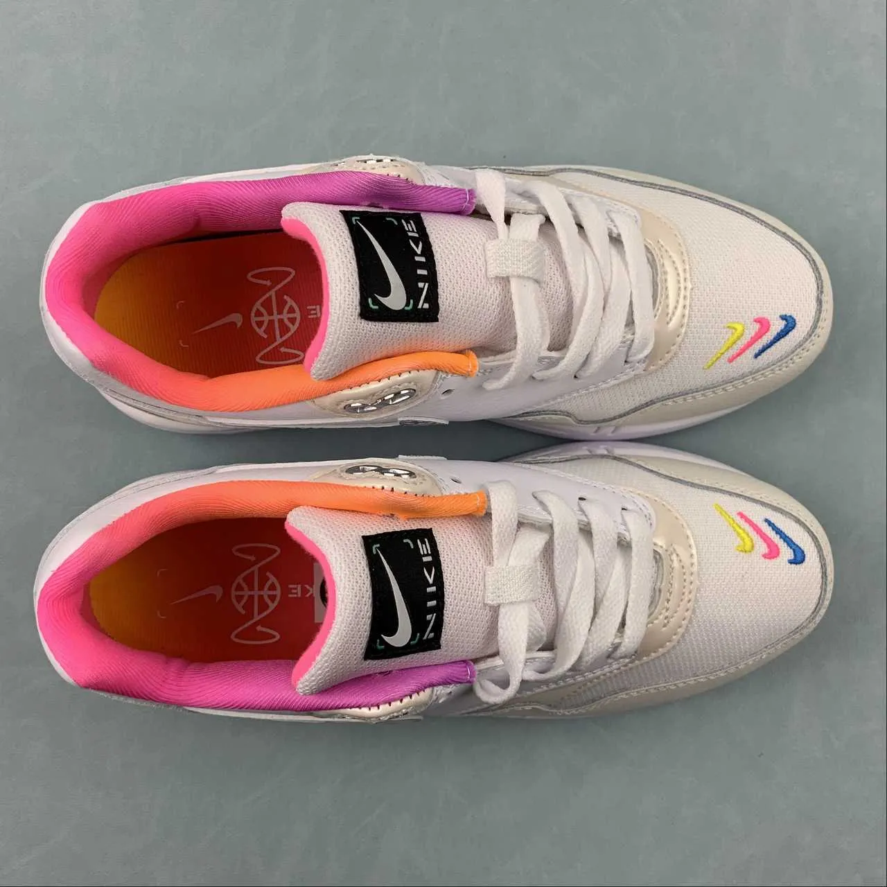 Air Max 1 Unlock Your Space White Pink FN0608-101 buckle - closure - feature shoes running in a soccer field area shoes