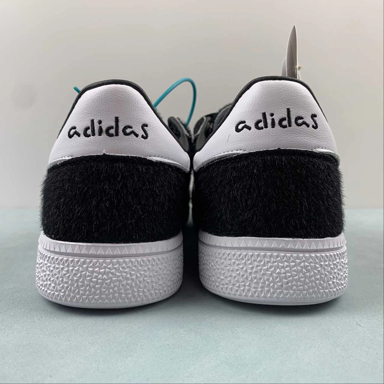 early - morning runner shoes Tread Stability Adidas Handball Spezial Black Black White IH9983