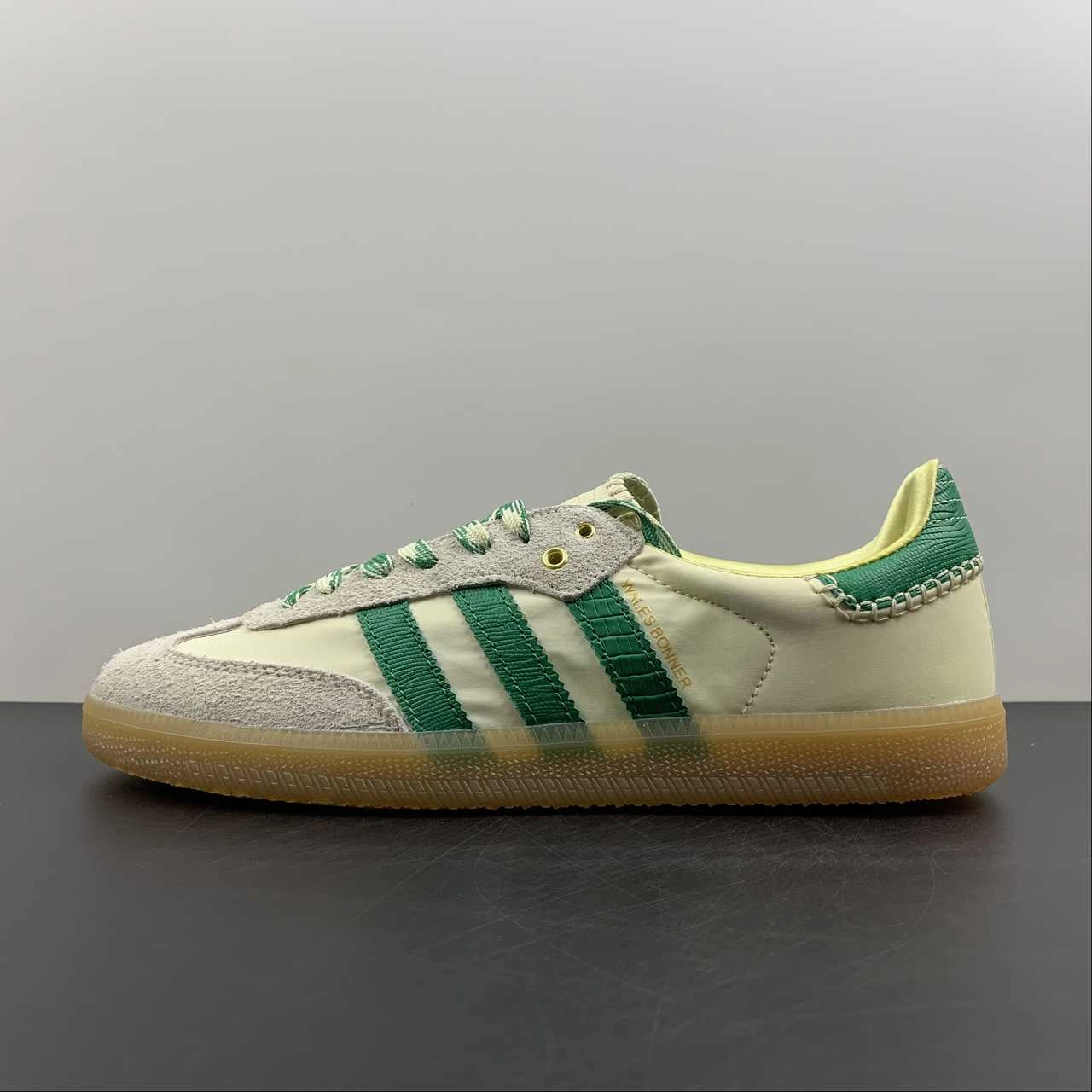 Light Reflection Path Stroll Adidas Samba Wales Bonner Cream Green Gum GY4344