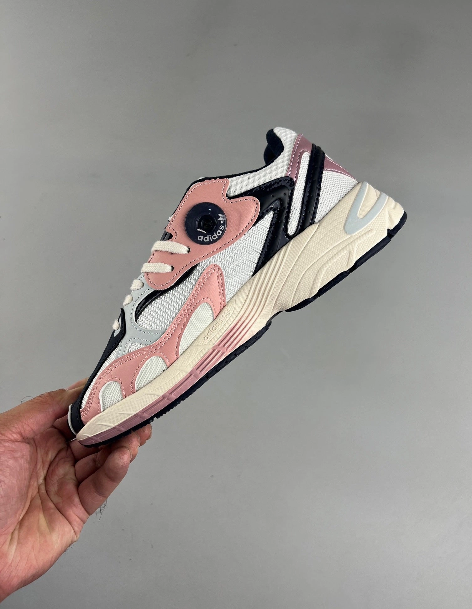 Stride Balance Adidas Astir ??Core White?? GX4751