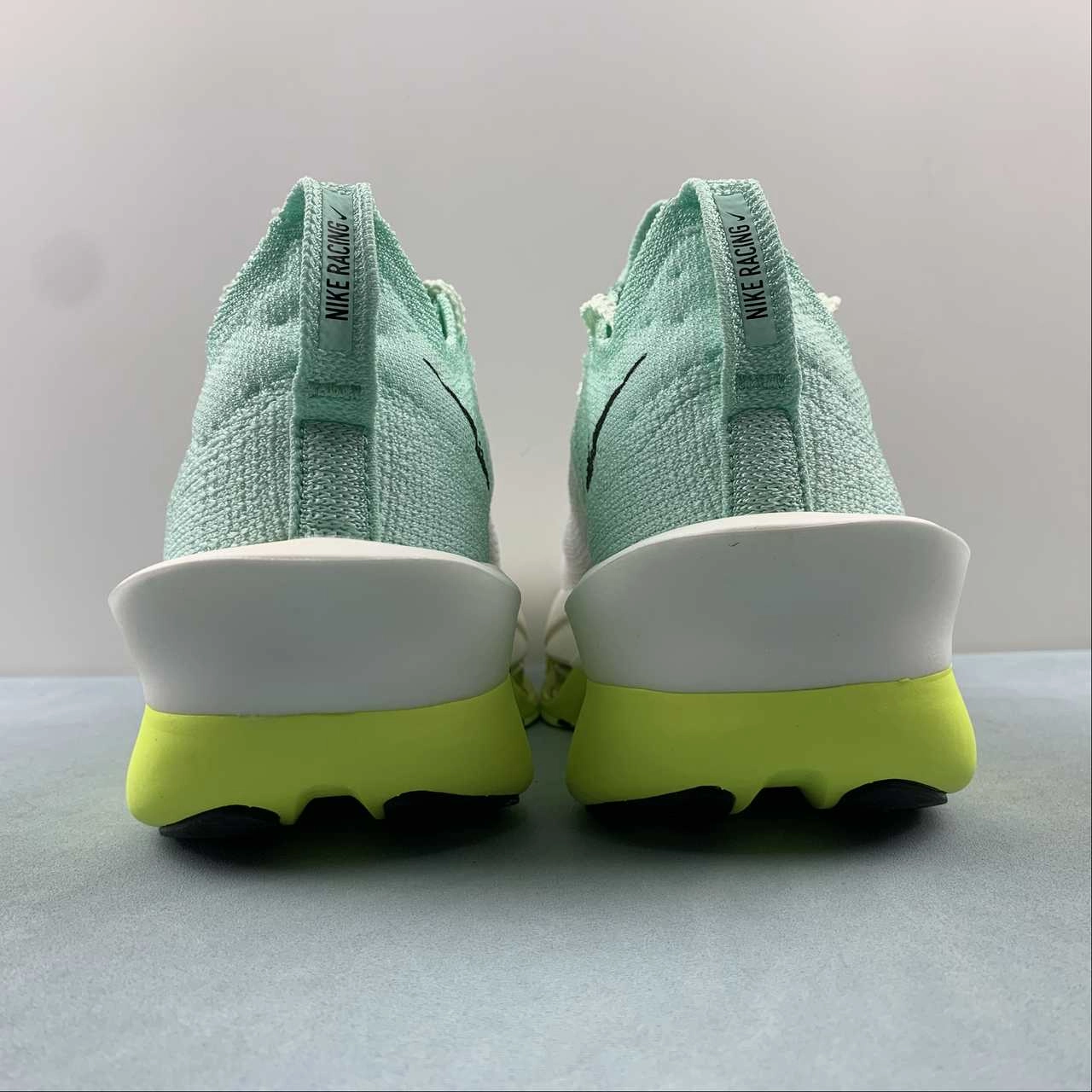 Air Zoom Alphafly Next 3 White Light Green ZD9422-300 Padded Base