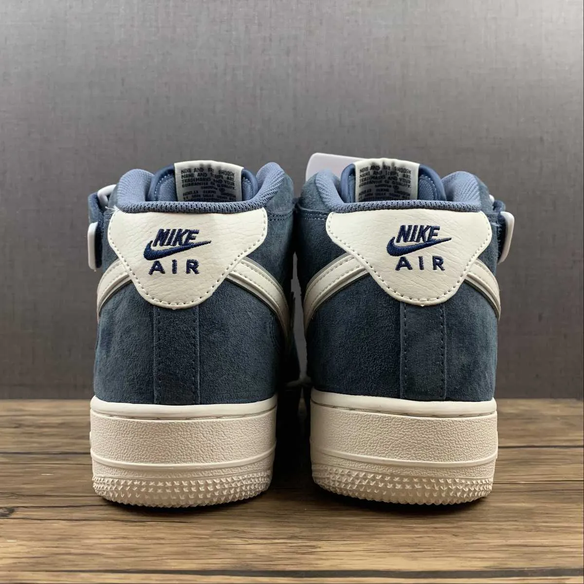 Air Force 1 07 Mid Suede Navy Blue White AA1118-007 Field Trip Speed Walk