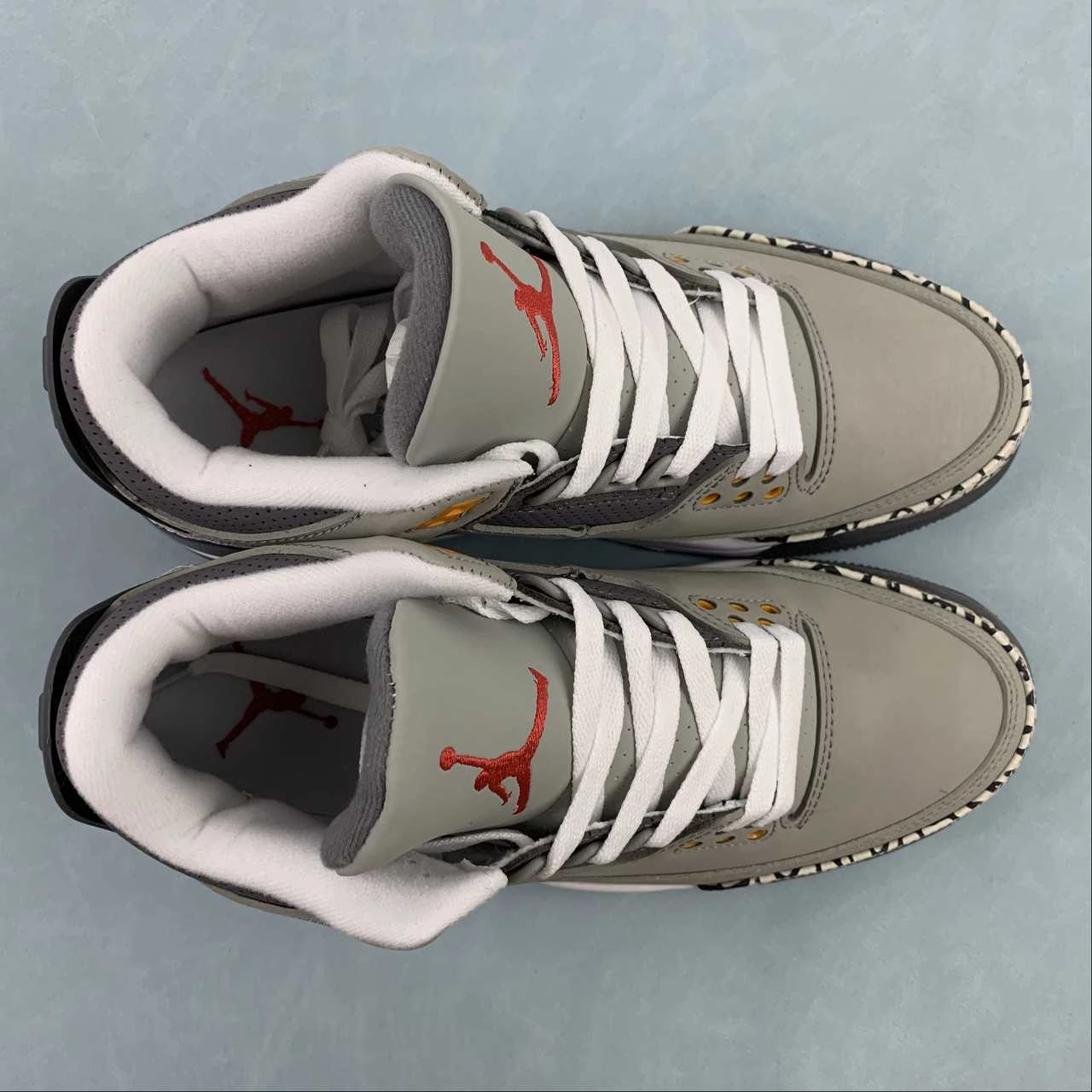 Air Jordan 3 Retro Cool Grey Light Graphite Orange Peel Sport Red CT8532-012 Subtle tone Transit Wear