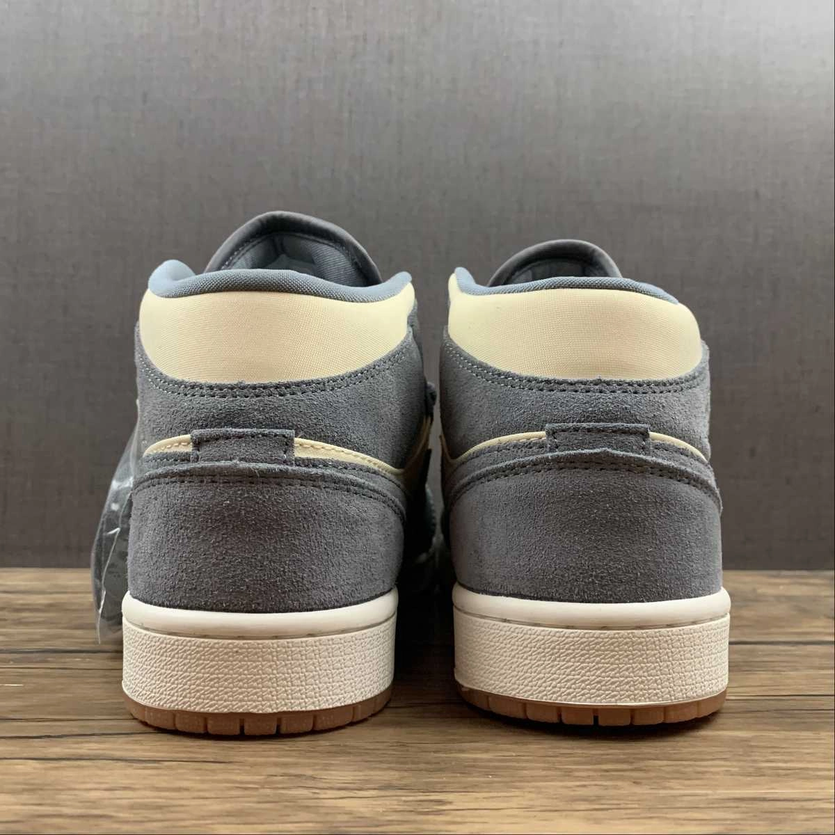 Air Jordan 1 Mid SE Coconut Milk Coconut Milk (2021) DN4281-100 Shock Dispersing Plate Work Ready