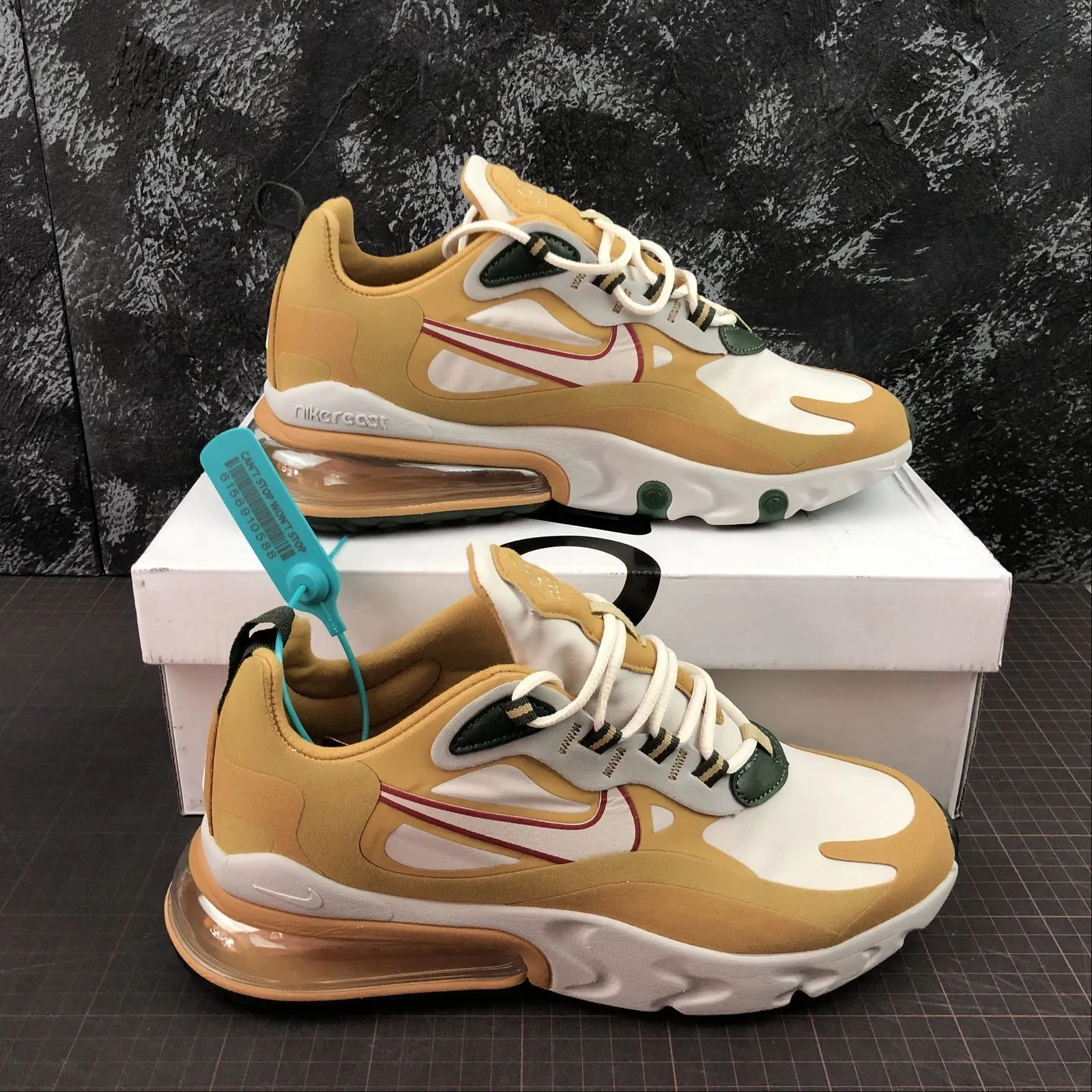 kids' athletic shoes Snowy running traction Air Max 270 React White Yellow Grey AO4971-700