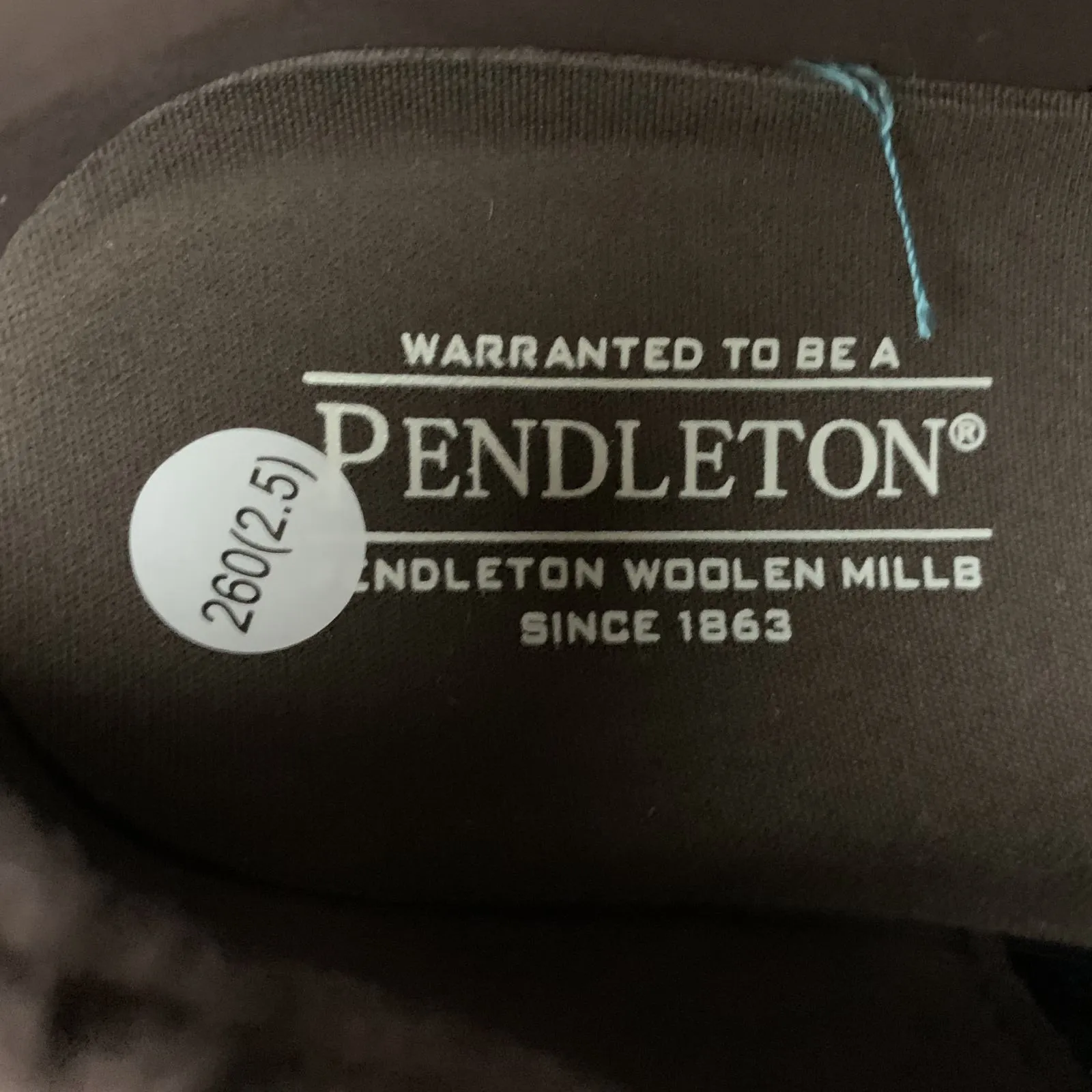 monogrammed running gear Beginner runner Air Max 270 React PENDLETON ID Multi-Color CQ7386-991