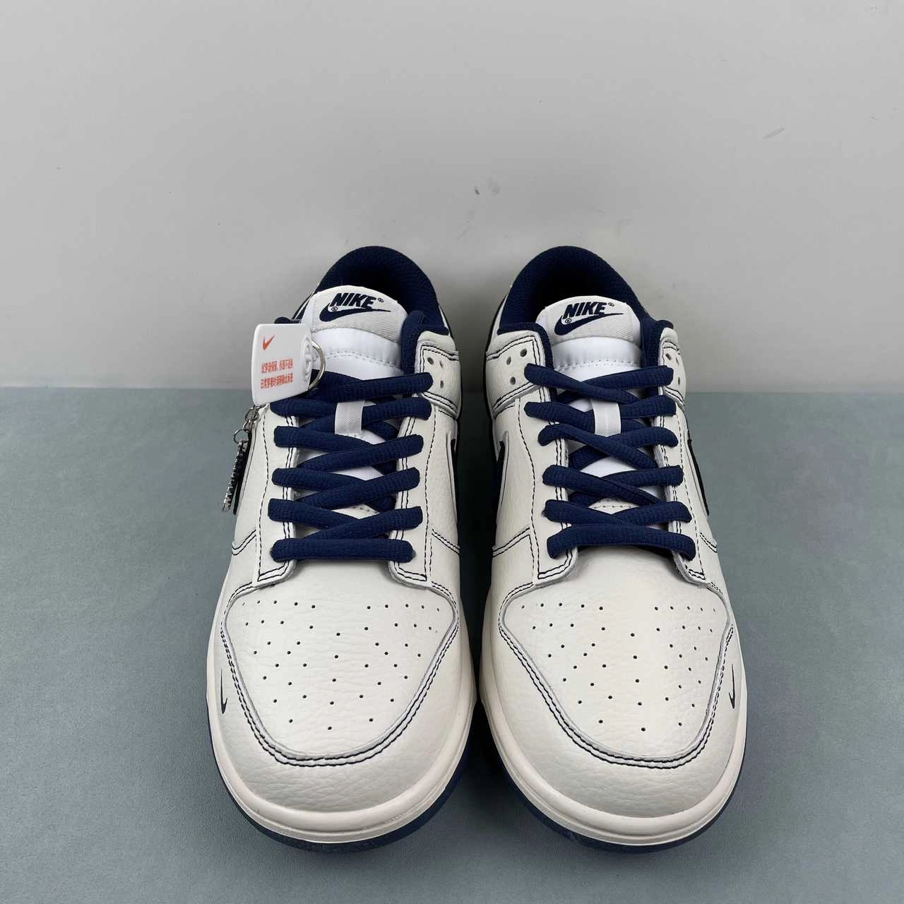 Reinforced Arch Comfort Slip Undefeated x SB Dunk Low SP Off White Midnight Navy FC1688-138