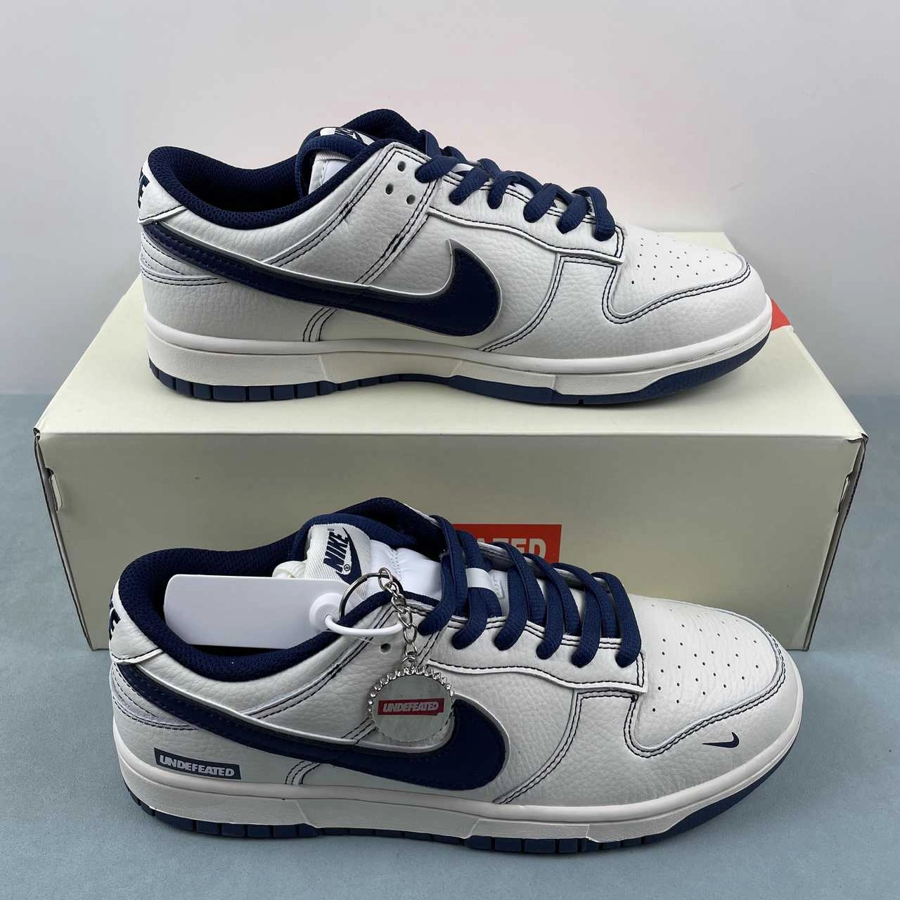 Water Resistant Construction Running Vibe Undefeated x SB Dunk Low SP Off White Midnight Navy FC1688-138