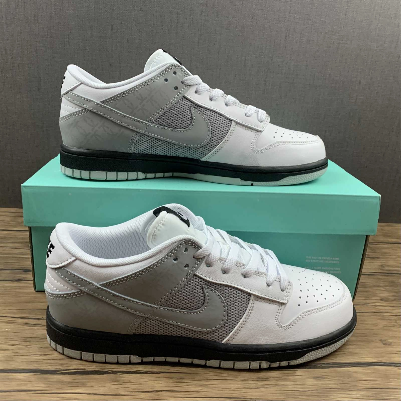 Sporty lining SB Dunk Low White Neutral Gray Black 317813-101