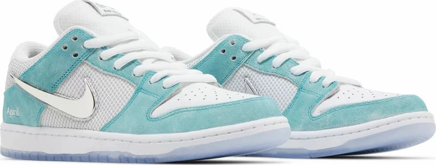 Sneaker Comfort Nike Dunk Low SB x April Skateboards