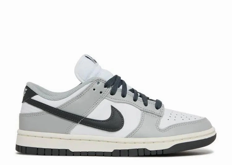 Ergonomic Toe Box Microfiber Layer Nike Dunk Low Light smoke grey (W)