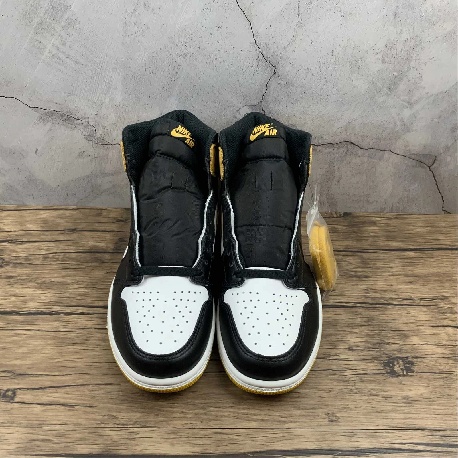Air Jordan 1 Retro High OG Summit White Yellow Ochre (2021) 555089-109 Heat Dissipation Technology