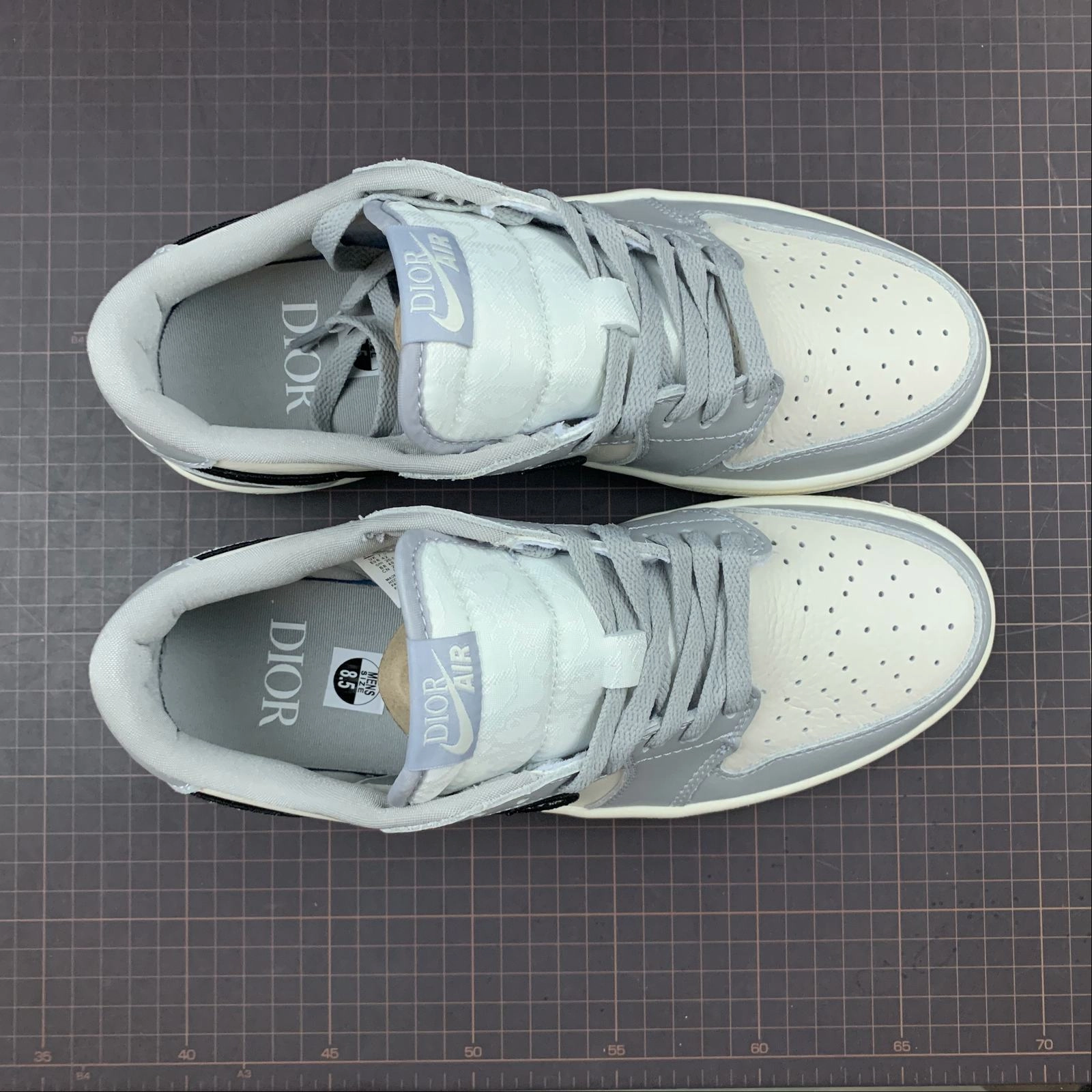 Anti Static Fabric Air Jordan 1 Retro Low Dior CJ7891 101