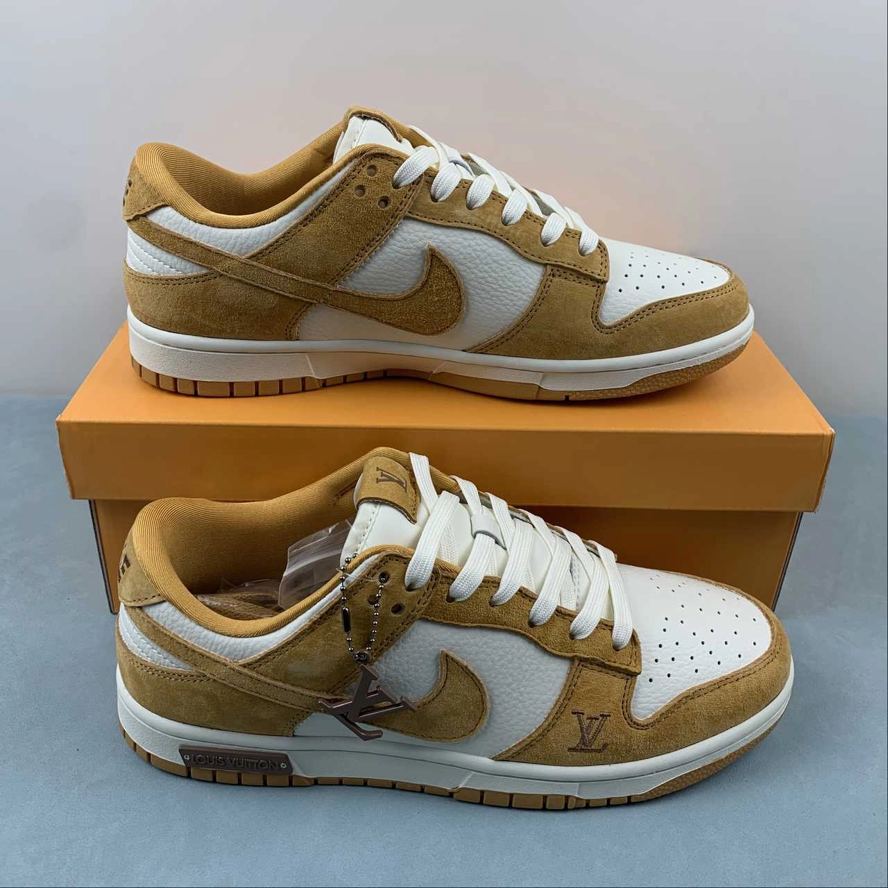 LV x SB Dunk Low Wheat Off White Brown FC1688-148 Flexible Sole Design Cloud Comfort