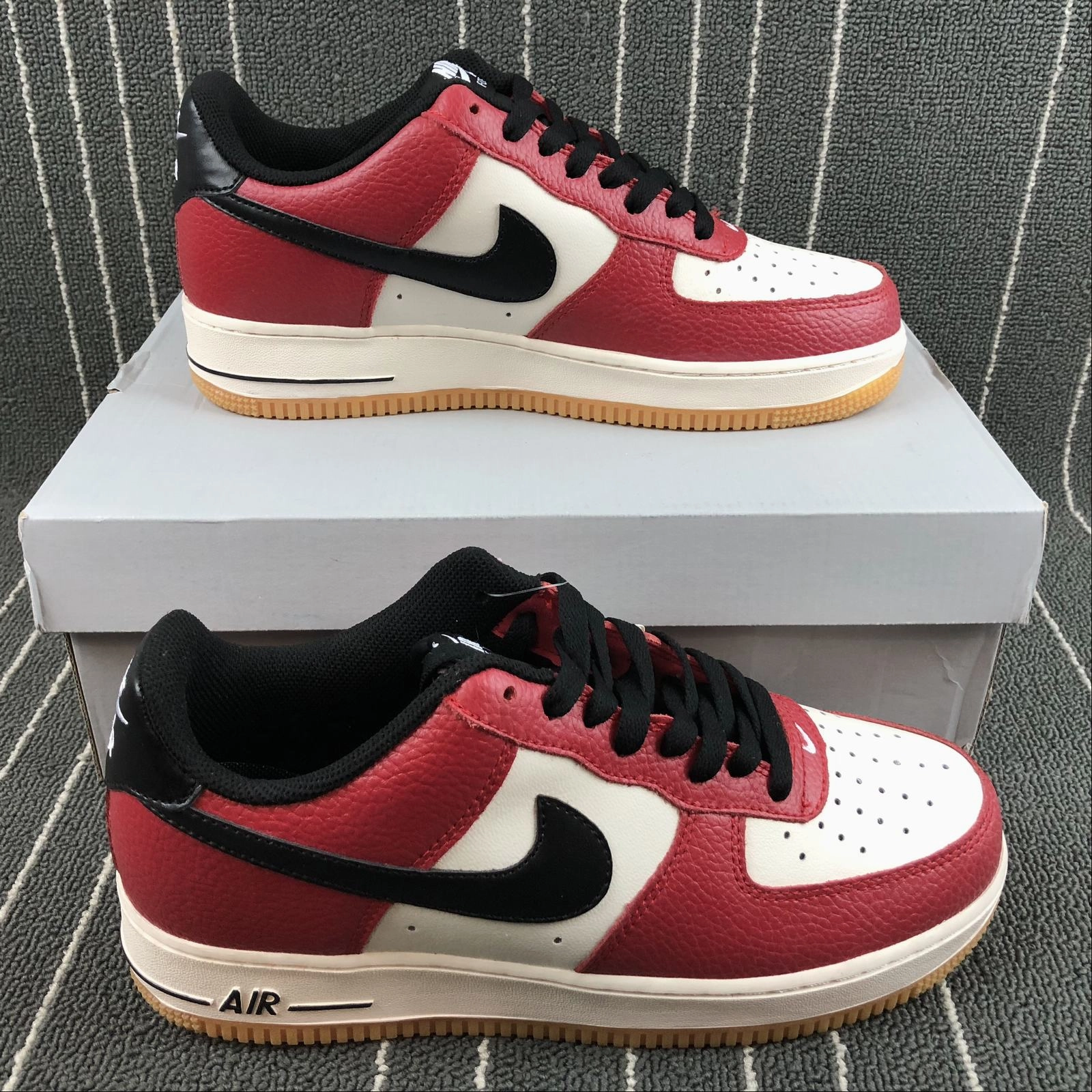 Air Force 1 Low Red Black White Gum 820266-600 Dry Feet