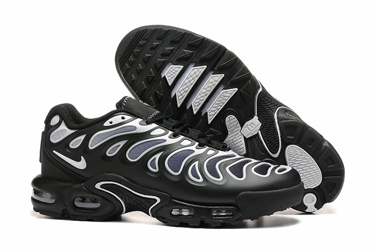 Nike Air Max Plus Drift Reinforced Eyelets Design