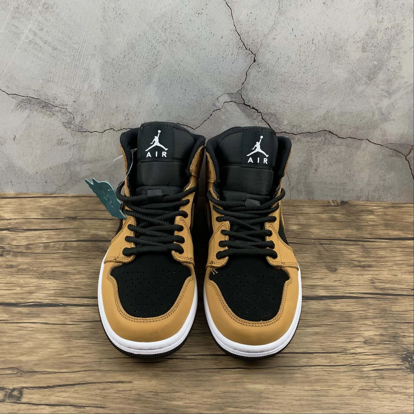 Air Jordan 1 Mid SE Desert Ochre (2021) DB5453-700 Steady Pace