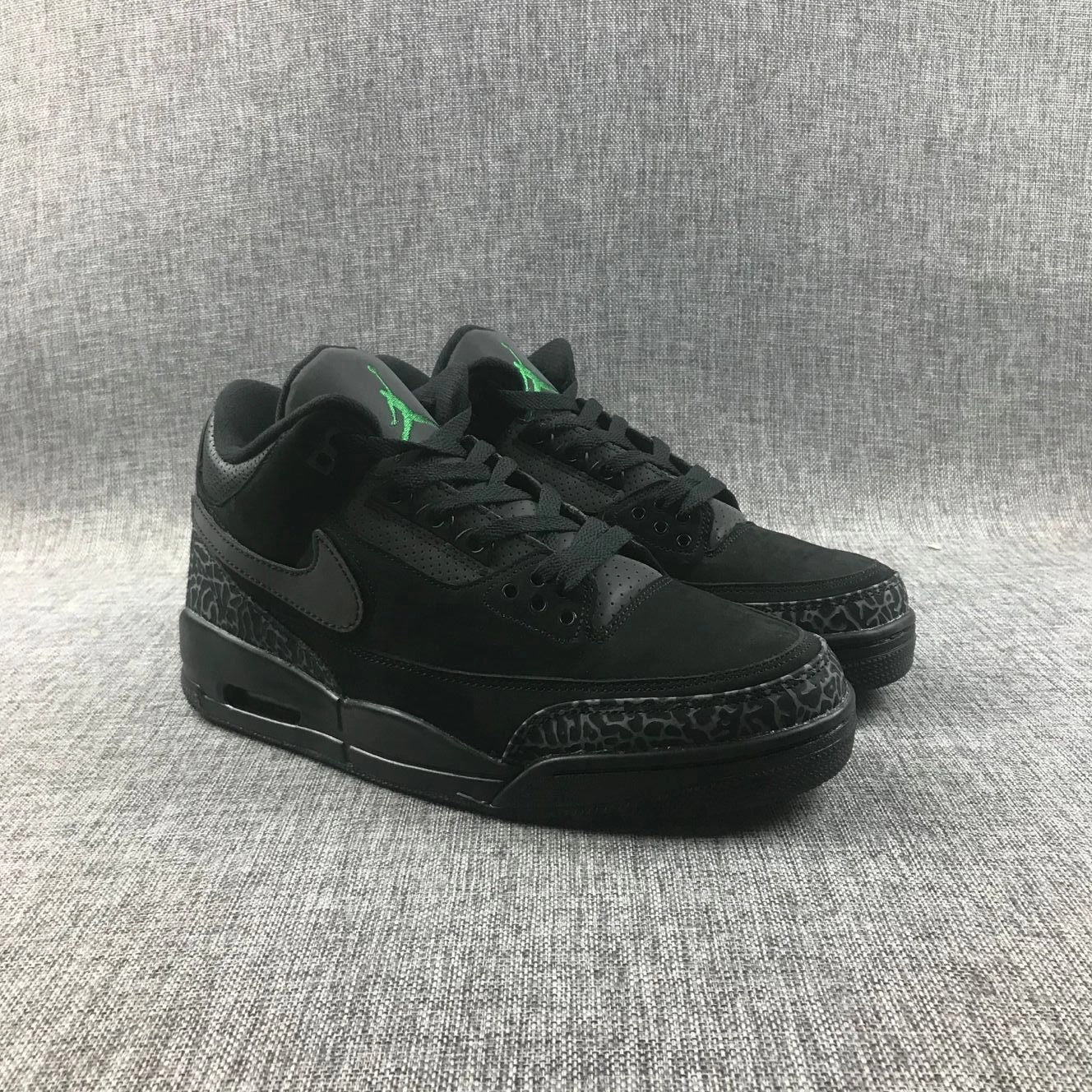 Moon Jog Casual Wear Air Jordan 3 Retro Oregon Duck 3M AJ3-902027