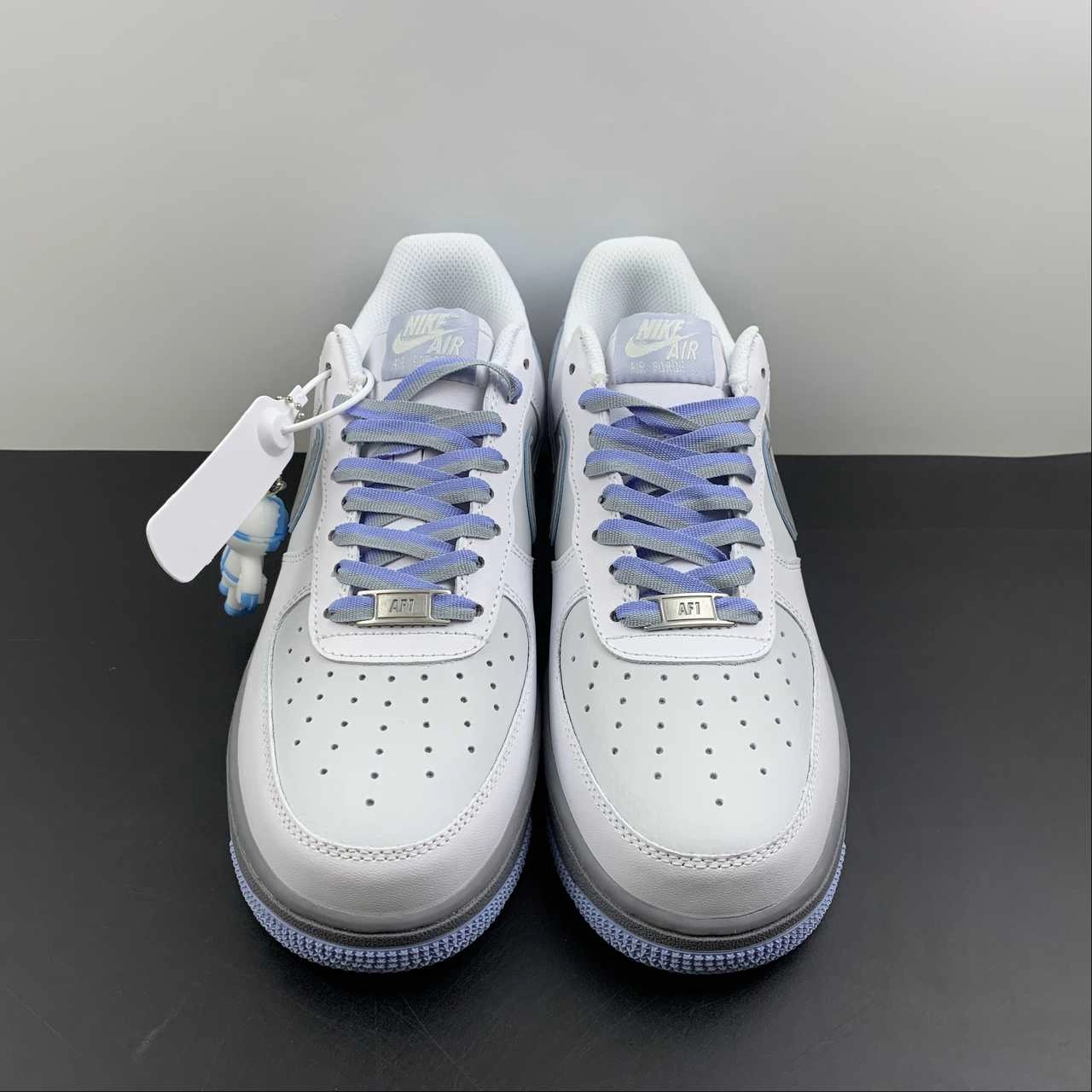 Air Force 1 07 Fight the Epidemic White Grey Fit Everyday Lean Look